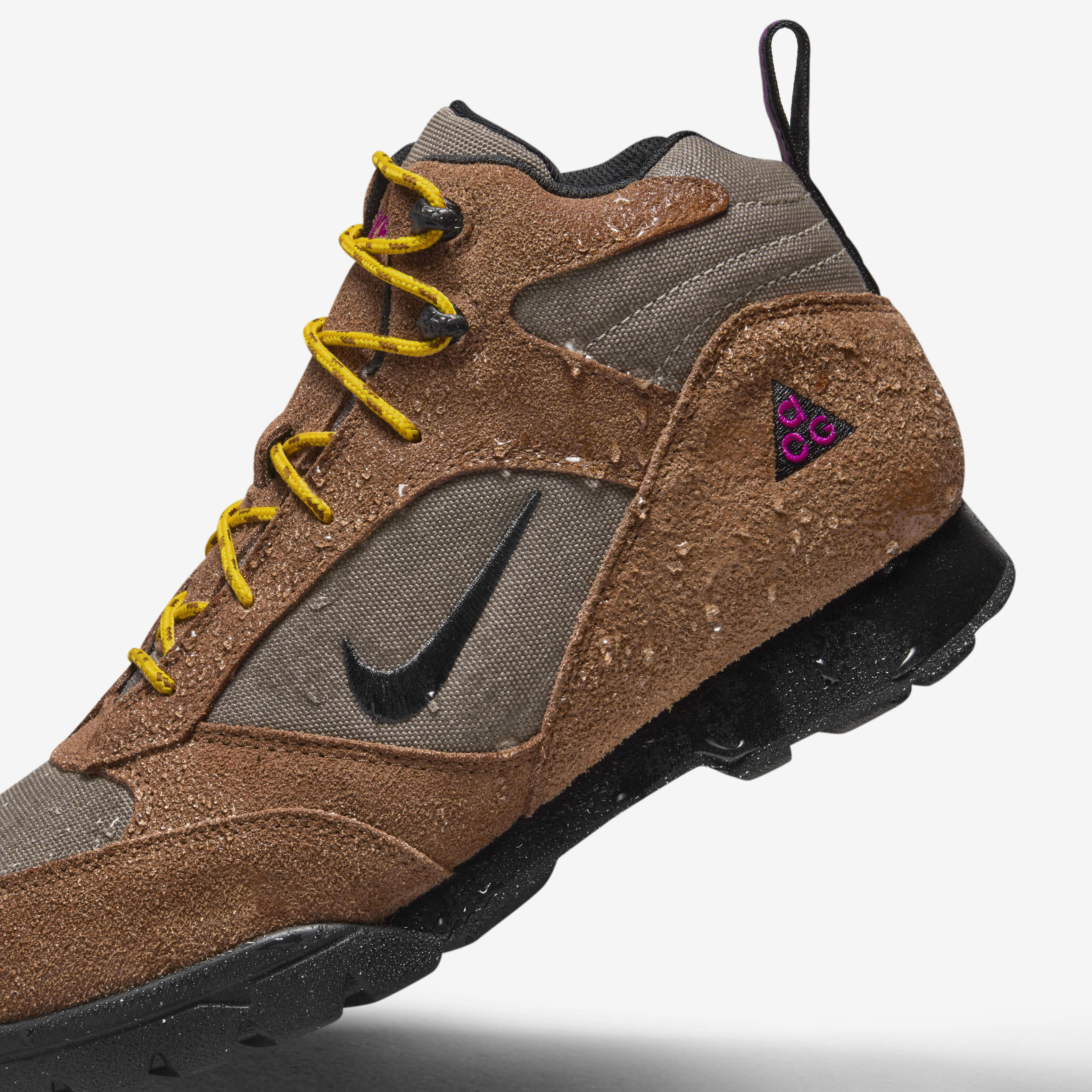 靴 NIKE ACG TORRE MID pecan and Olive Grey s-l400.jpg