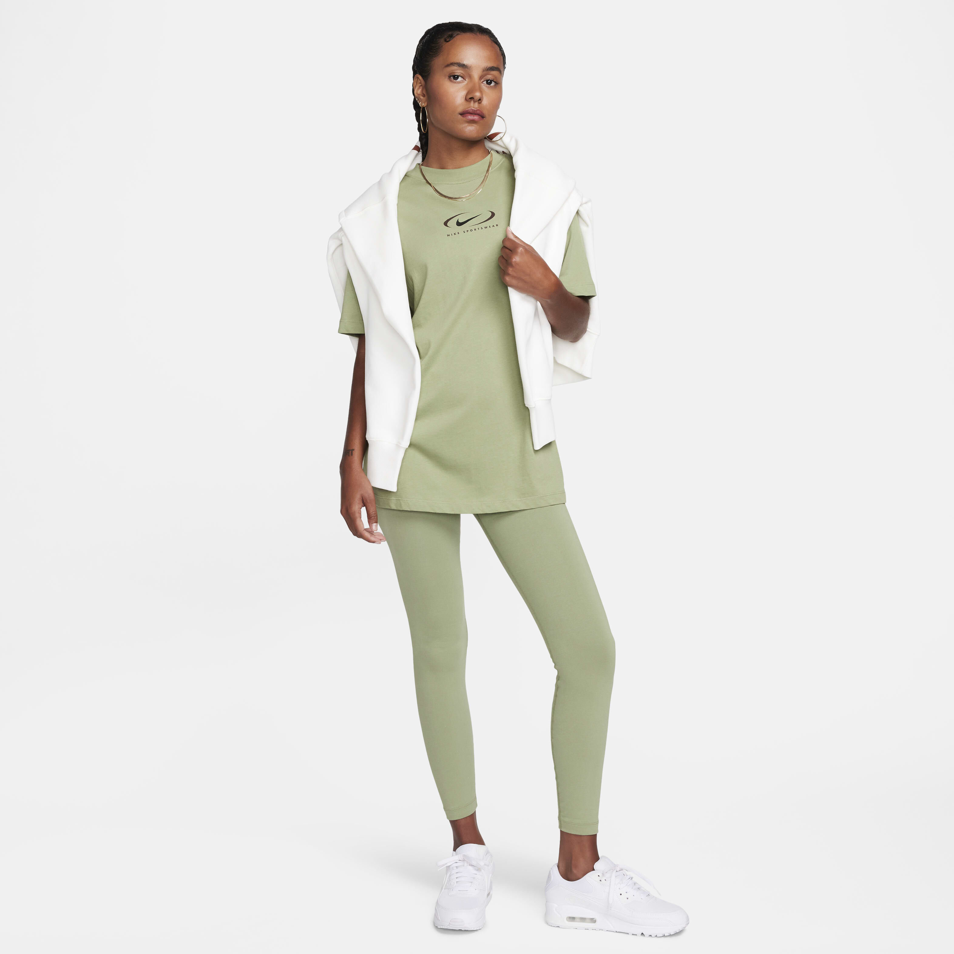 نايكي سبورتسوير image number 4