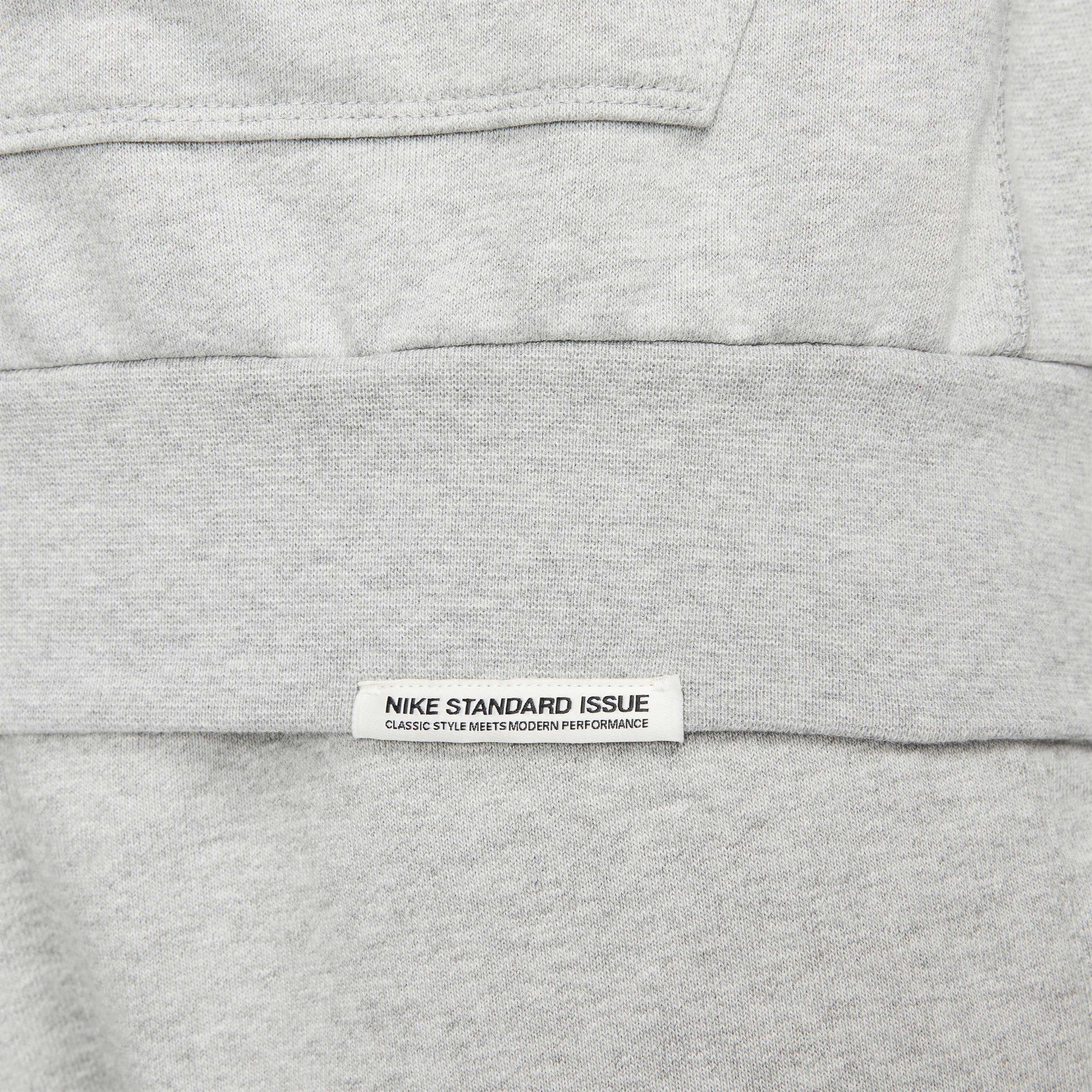 Nike Standard Issue image number 5