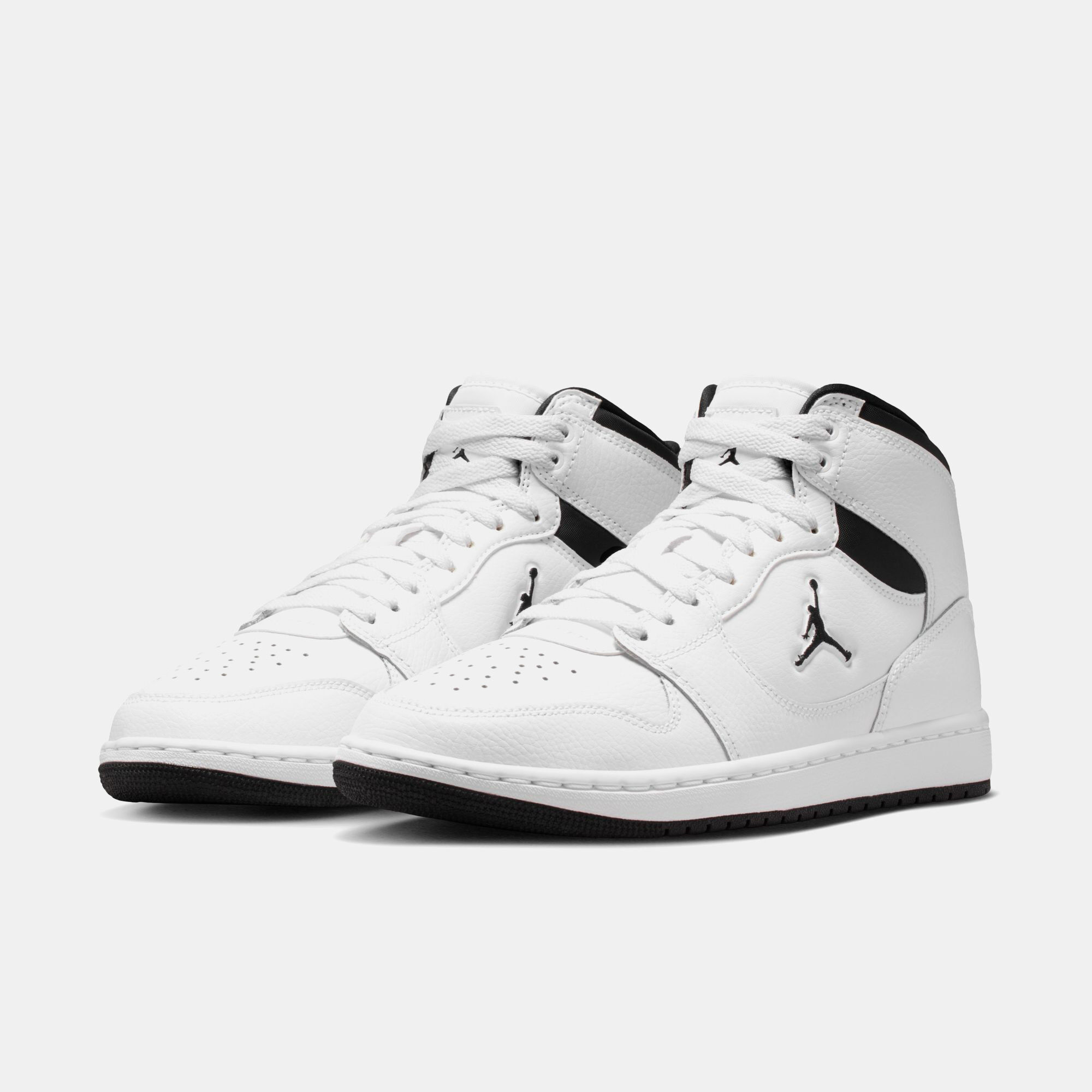 Jordan Court Connect Mid image number 2