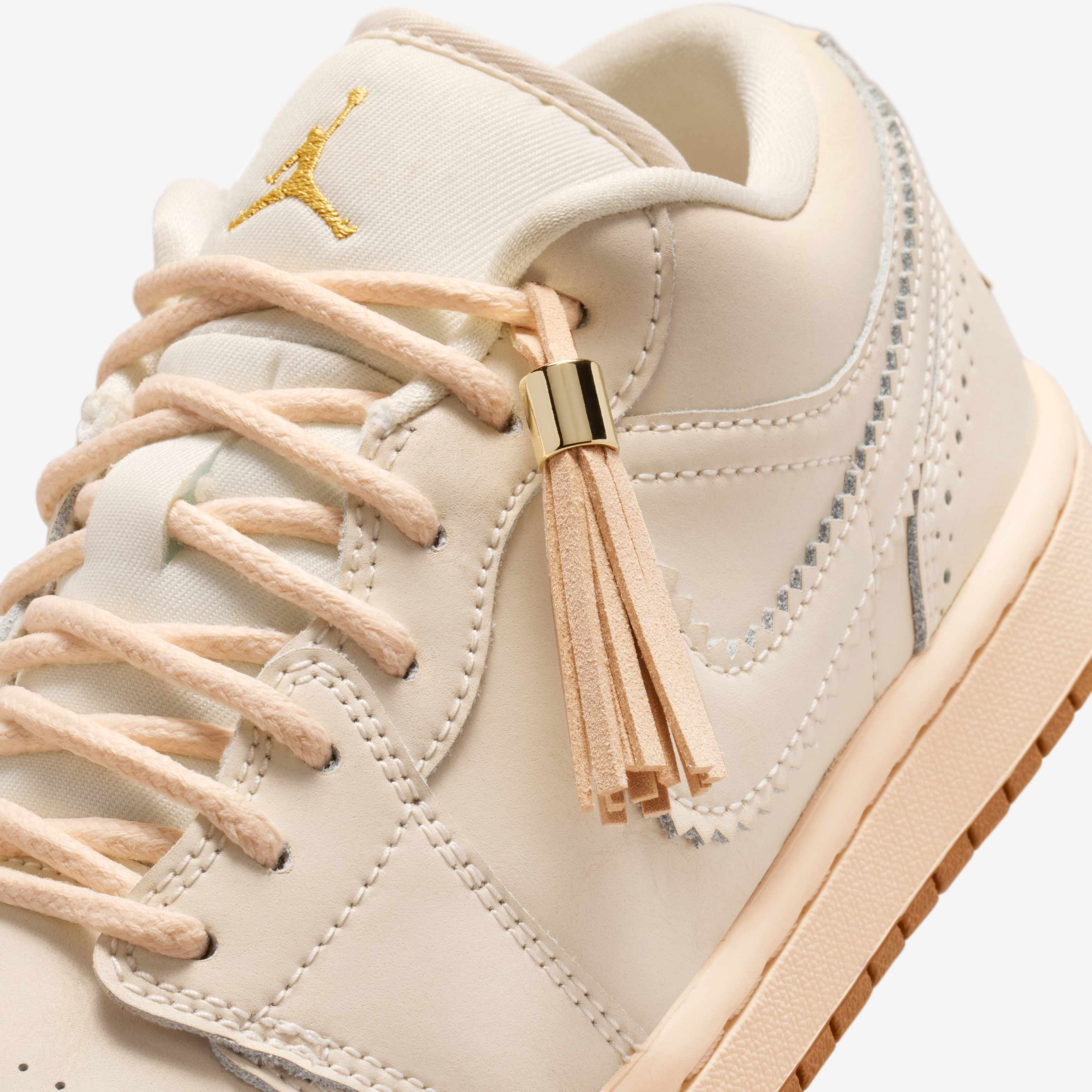 Air Jordan 1 Low SE image number 8