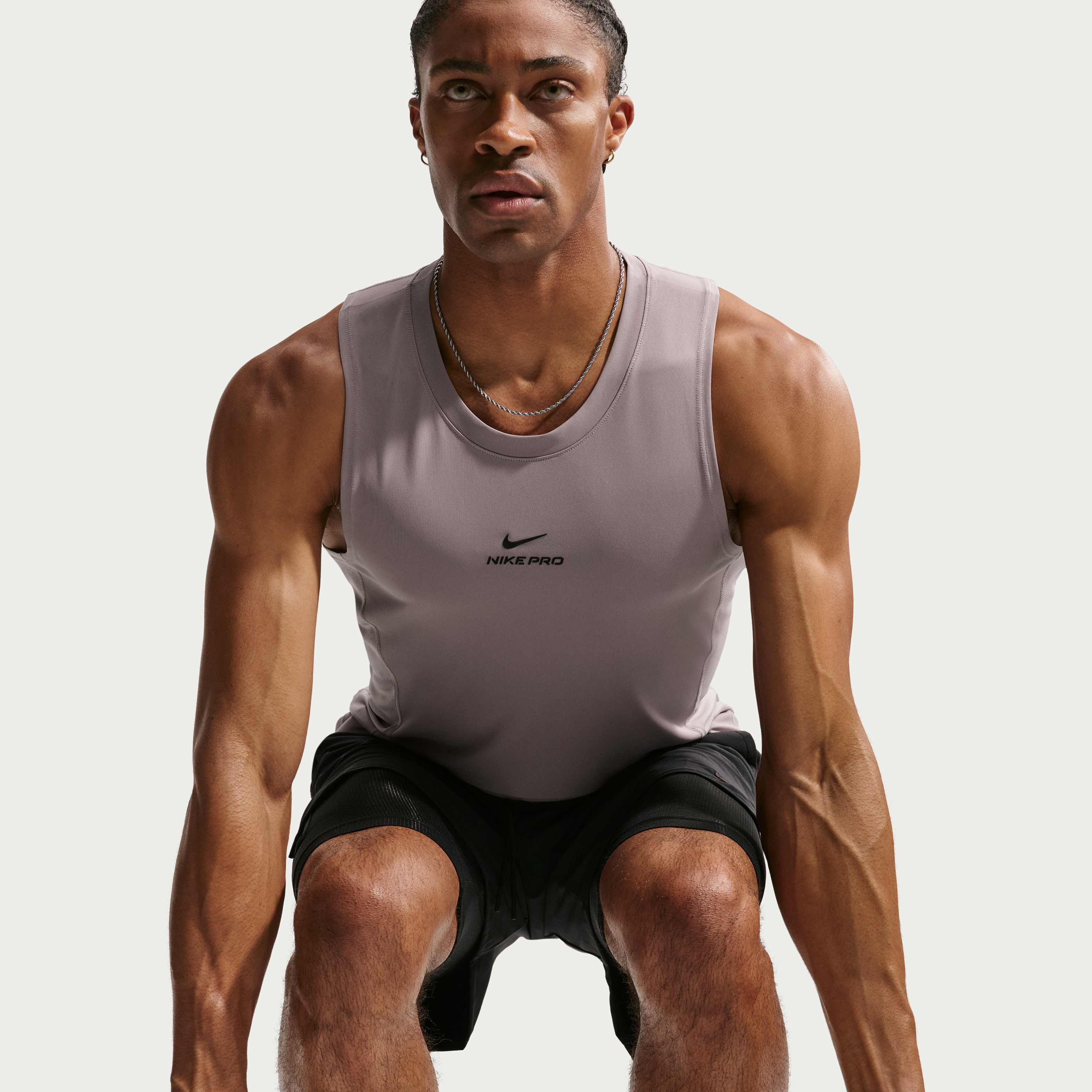 Nike Pro image number 2