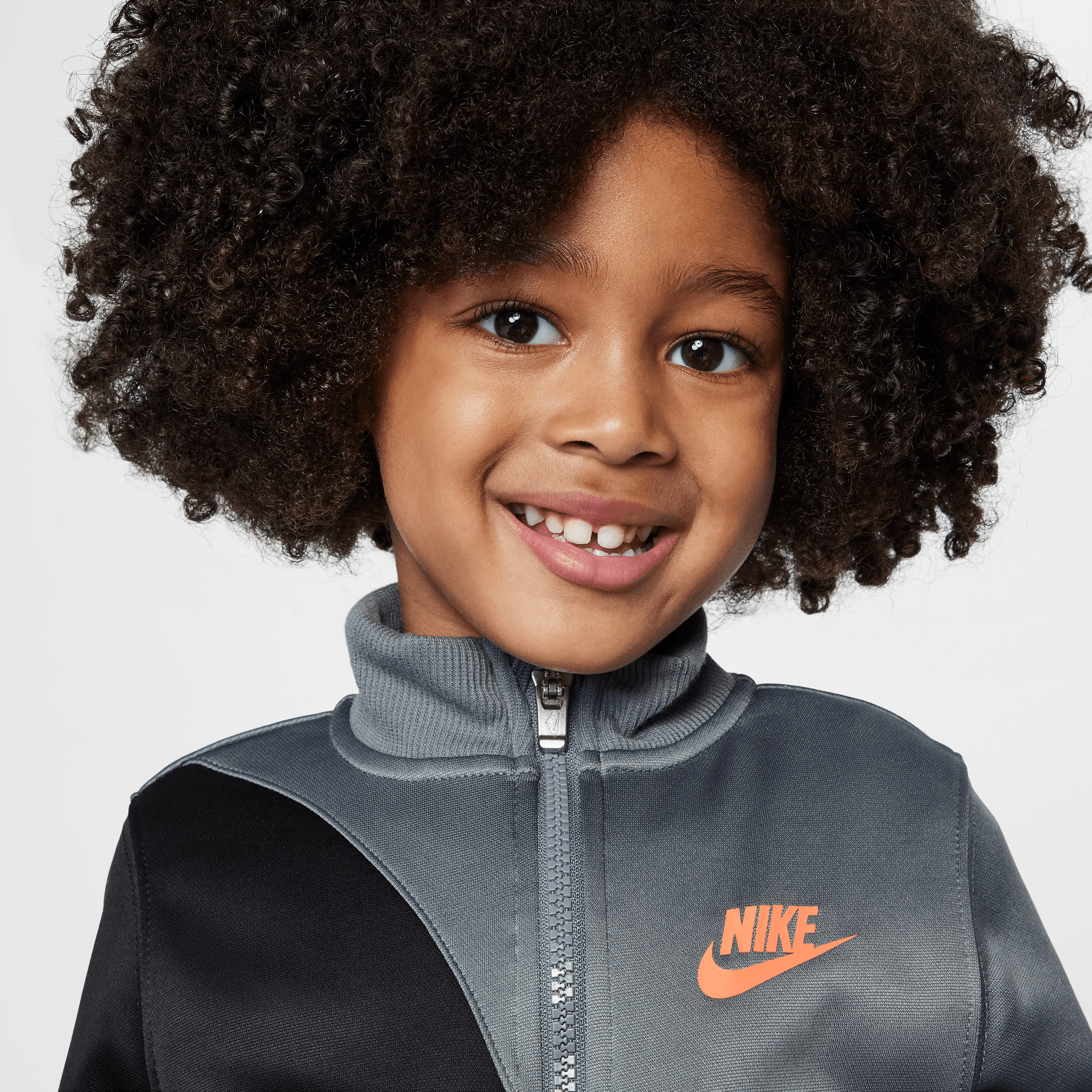 Nike Dri-FIT Sportswear image number 2