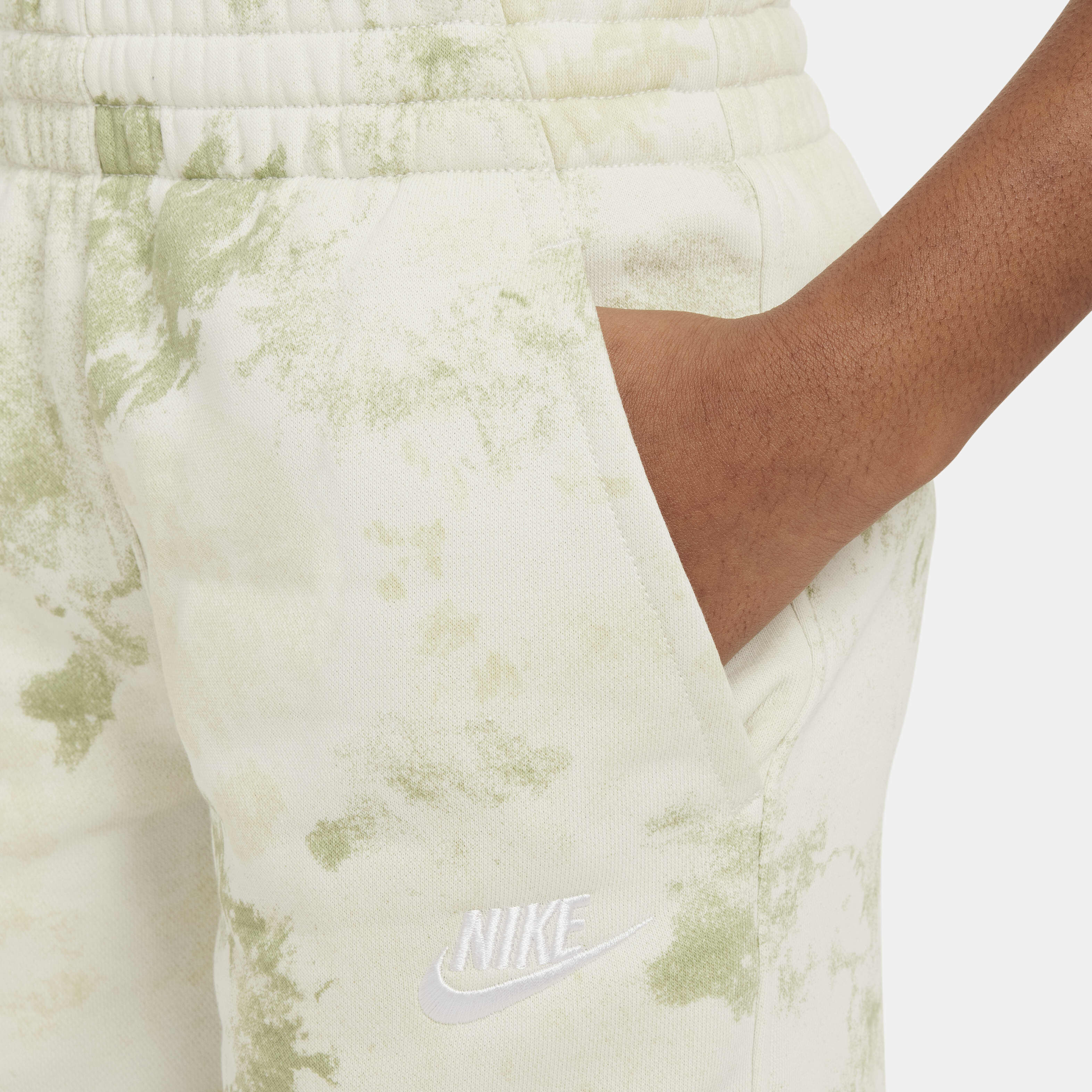 نايكي سبورتسوير كلوب فليس image number 5