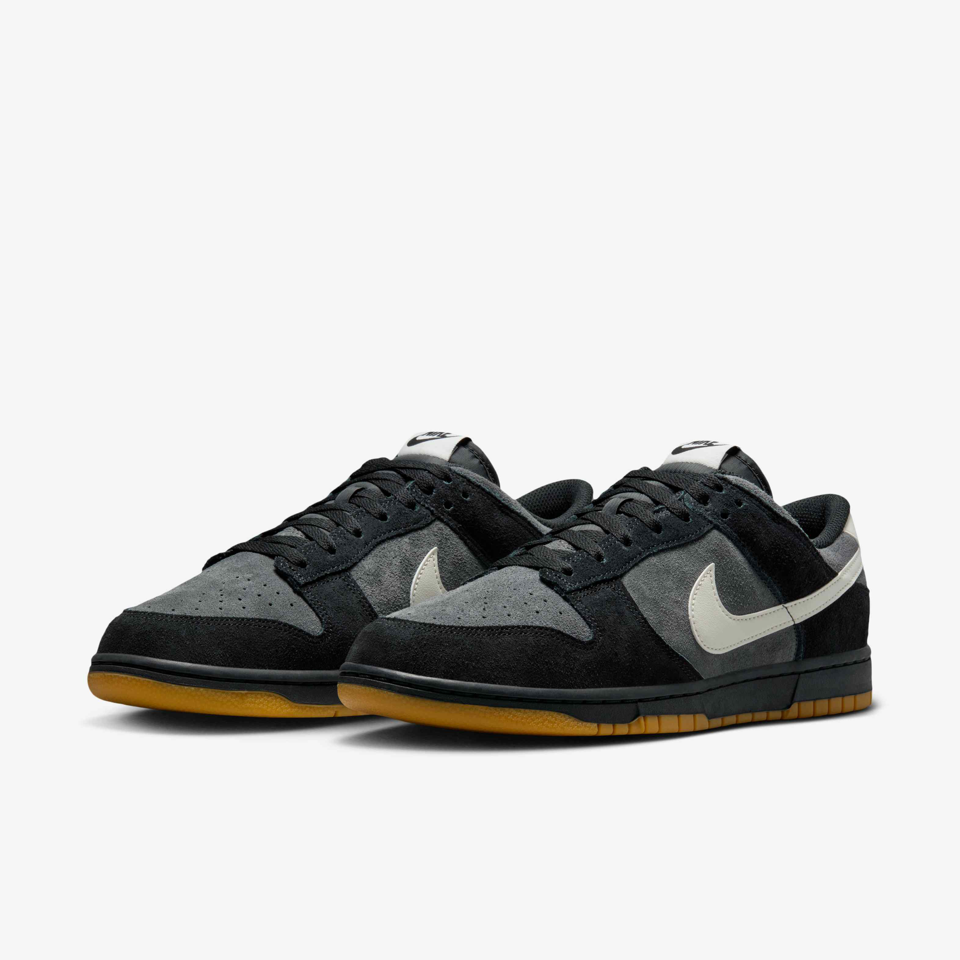 Nike Dunk Low Retro SE image number 4