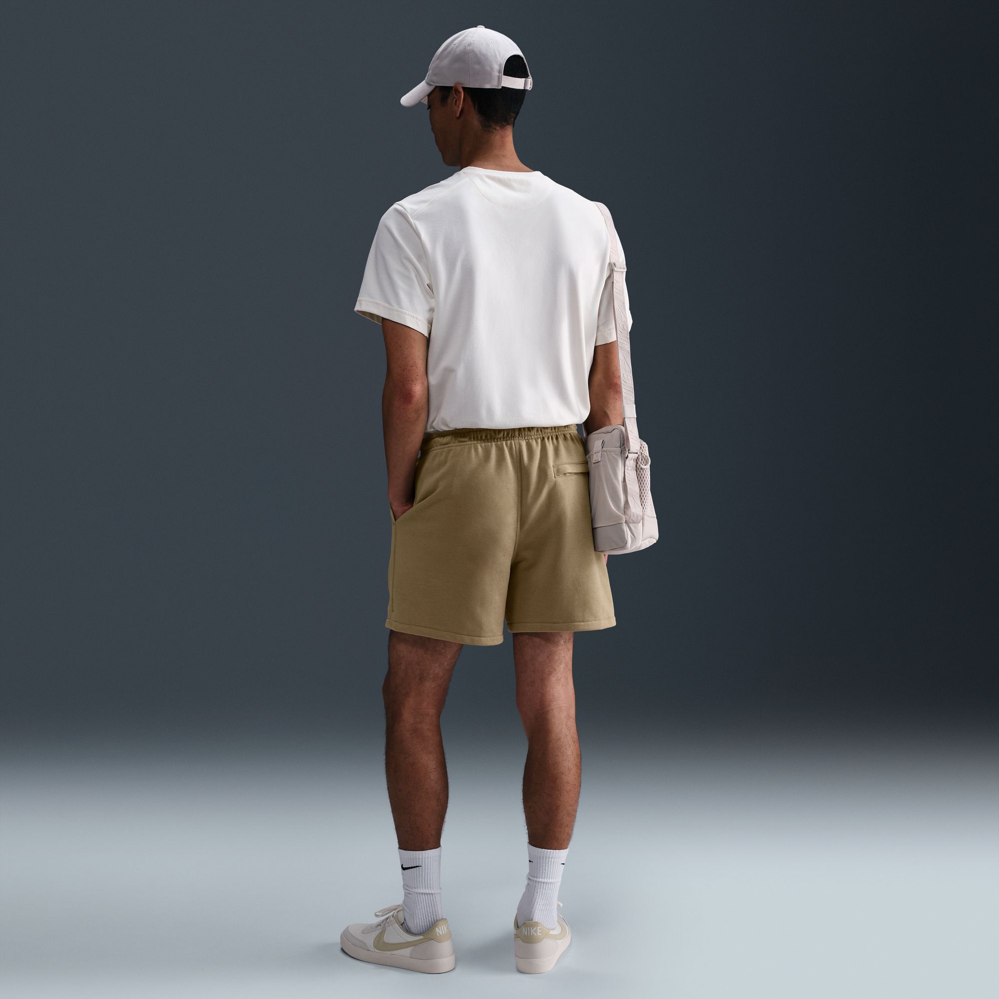 Nike Club image number 2
