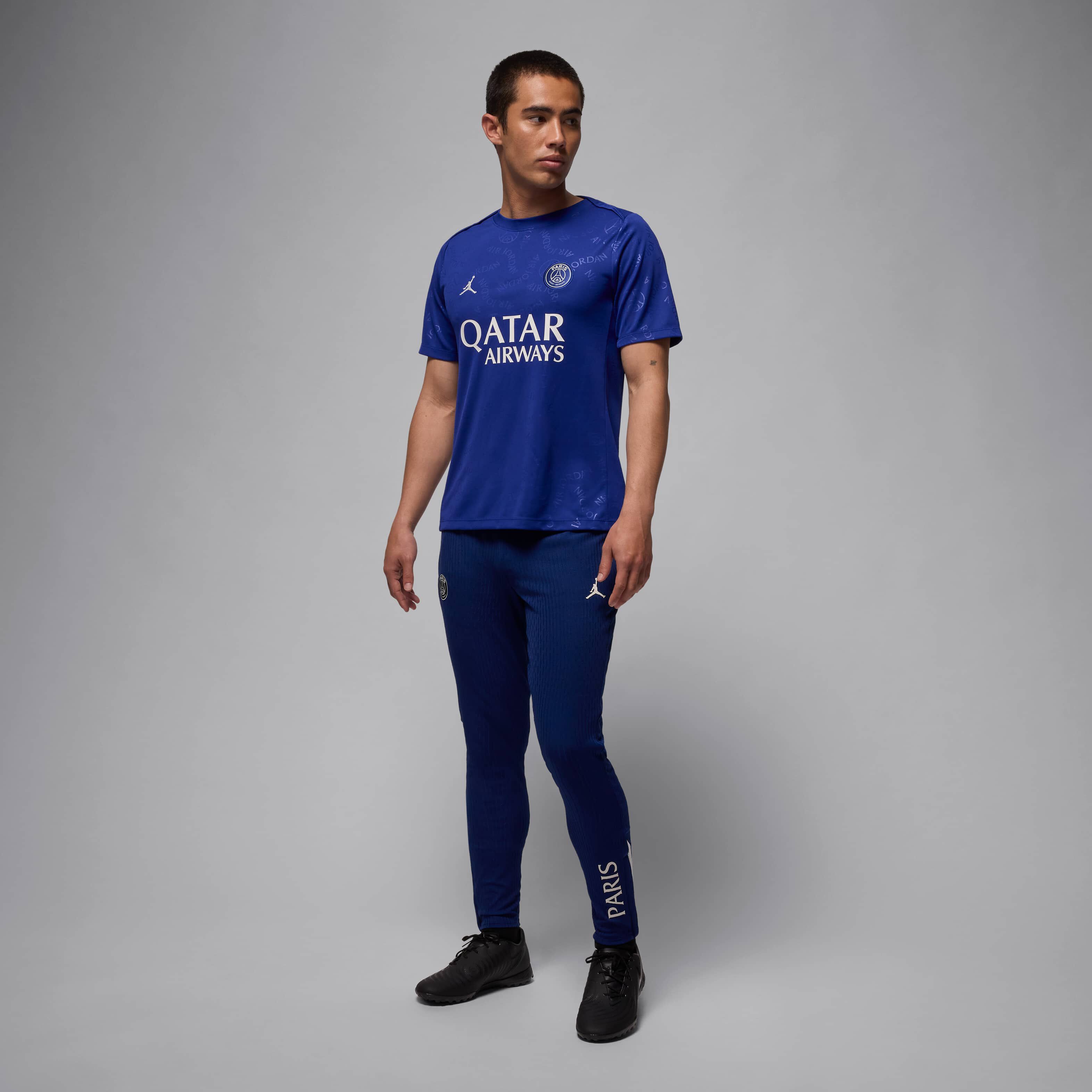 Paris Saint-Germain Strike Elite Fourth image number 7