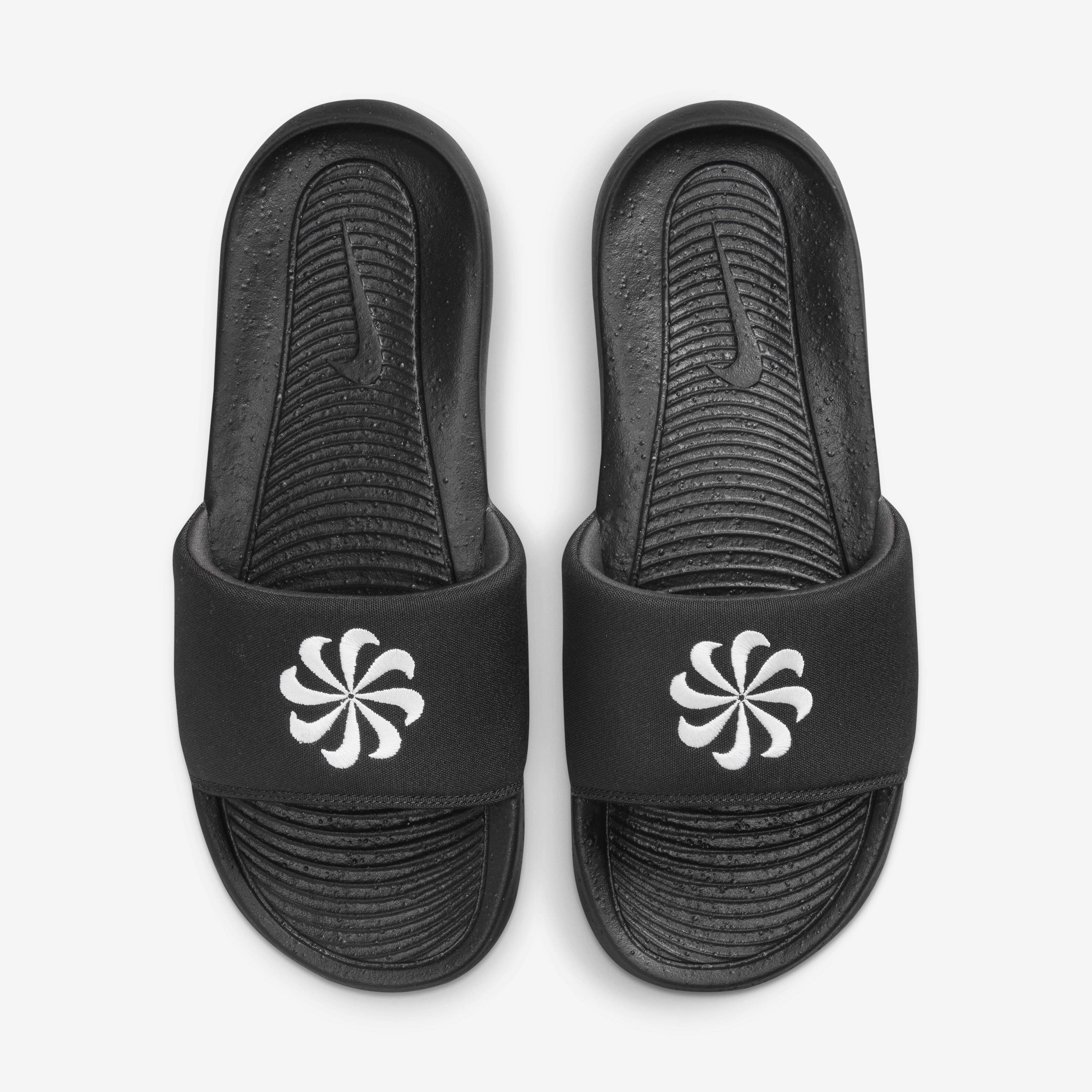 Nike Victori One Next Nature image number 4