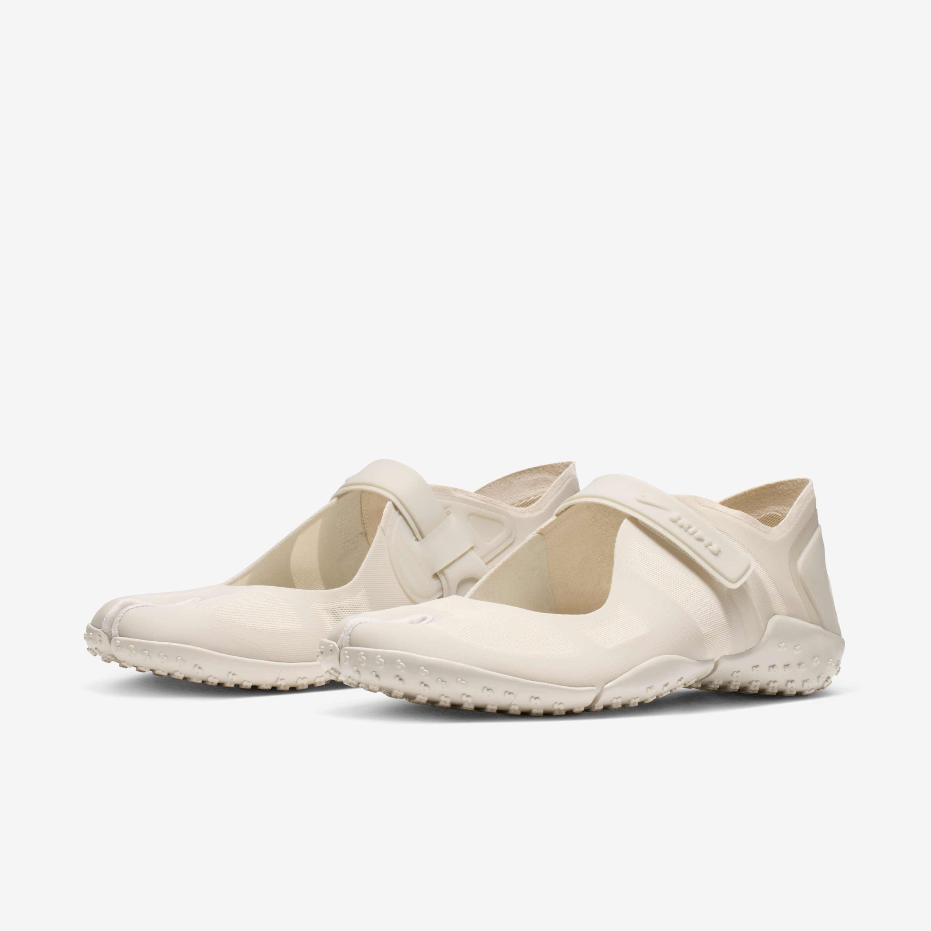 NikeSKIMS Rift Mesh image number 4
