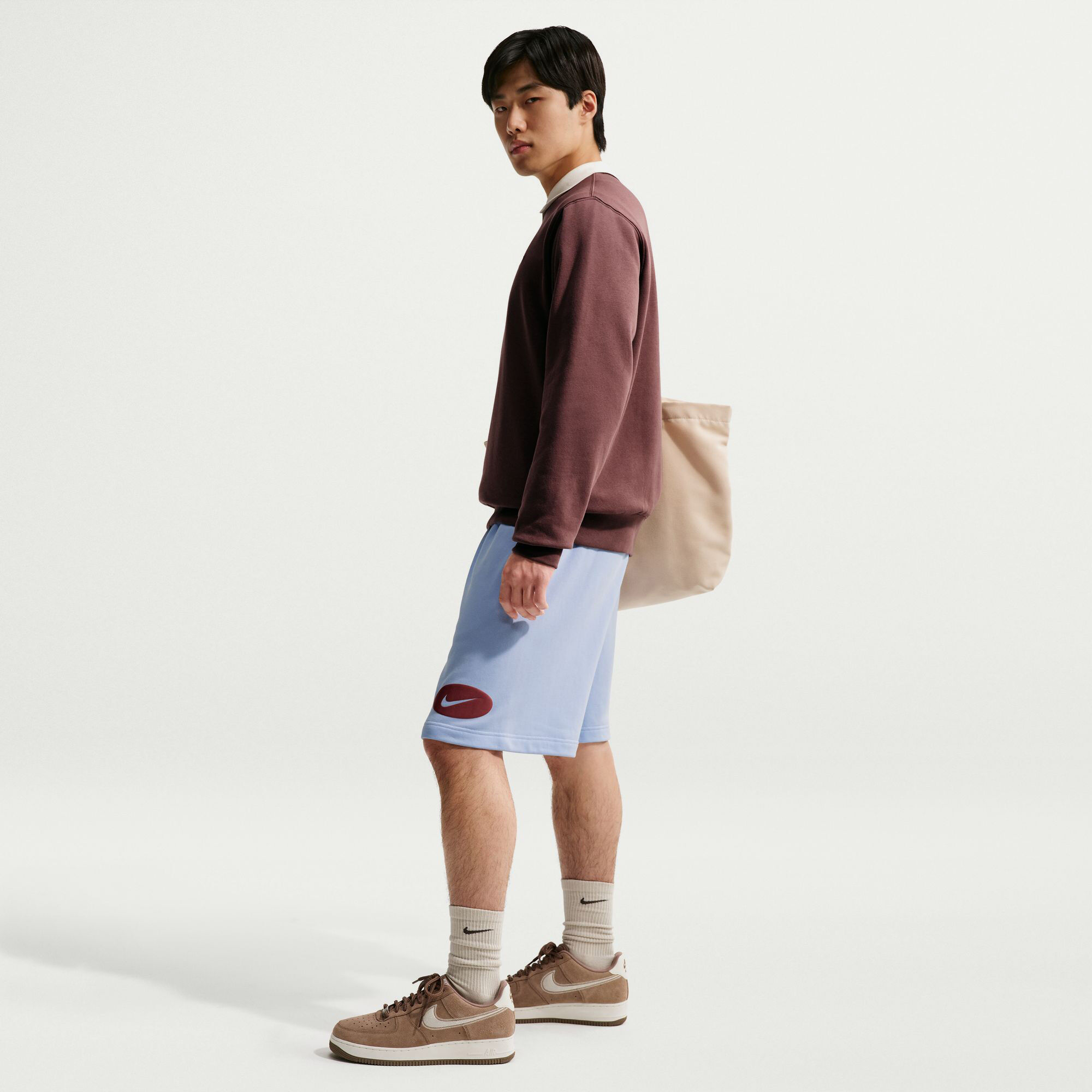 Nike Sportswear Club image number 4