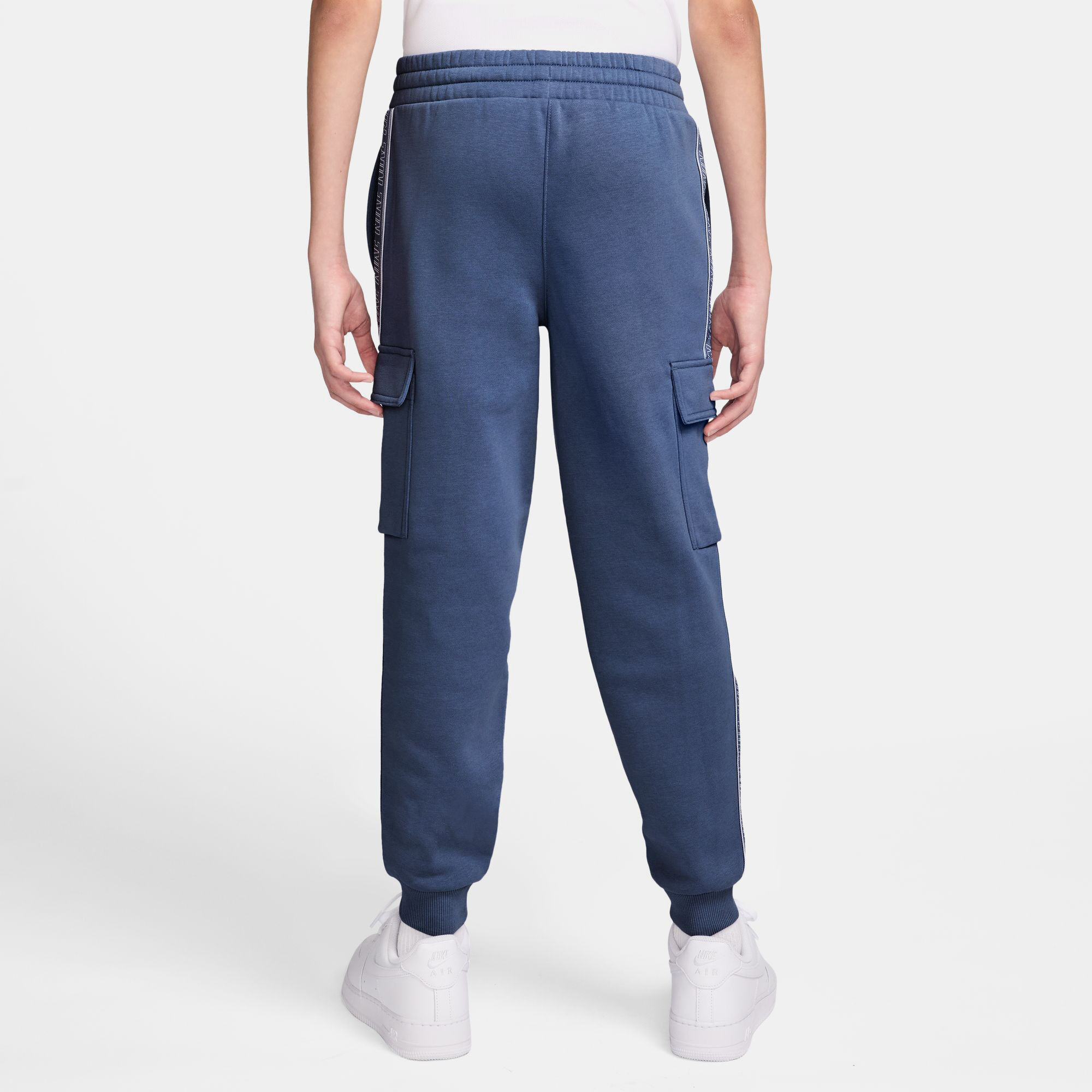 نايكي سبورتسوير كلوب فليس image number 3