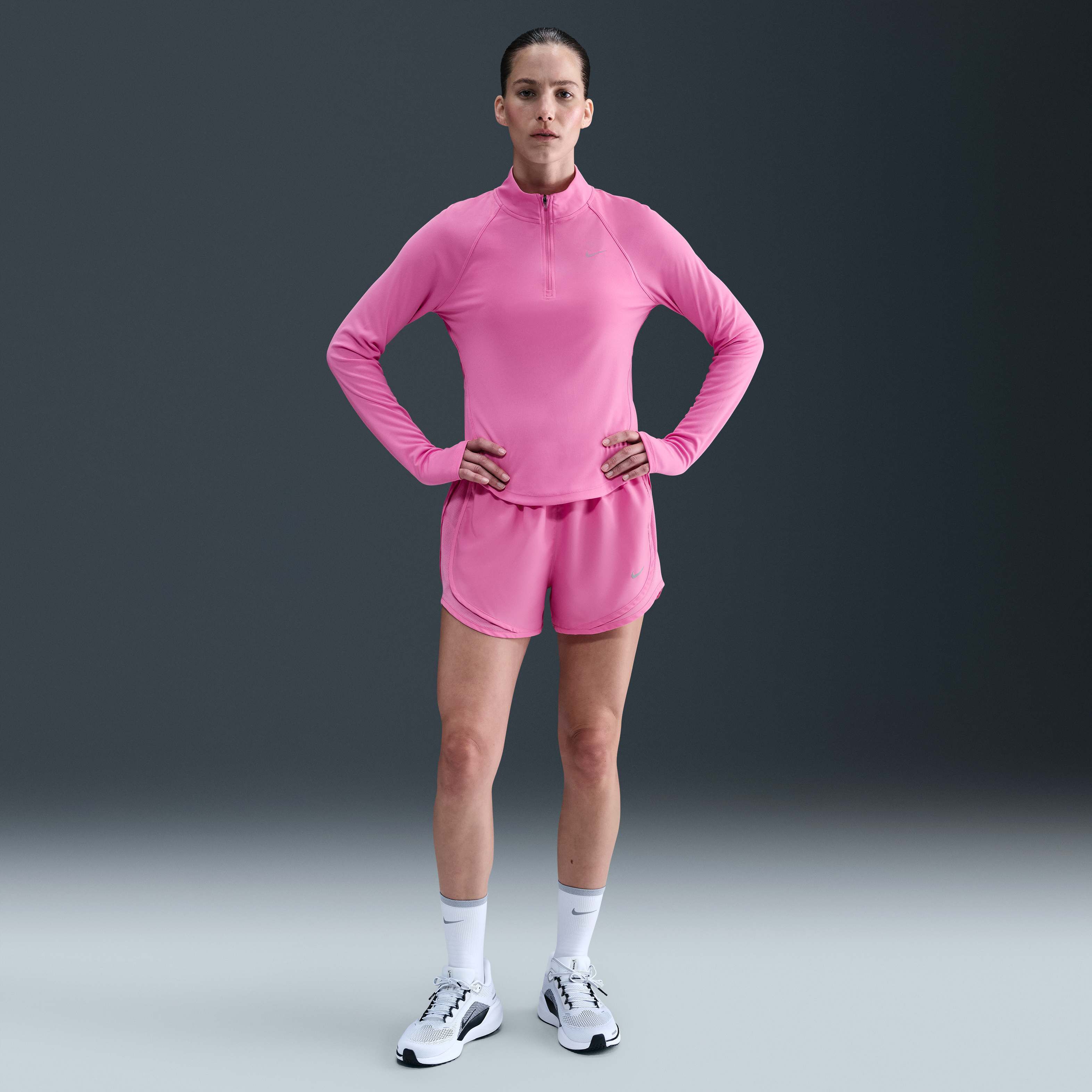 Nike Tempo Swoosh Run image number 3