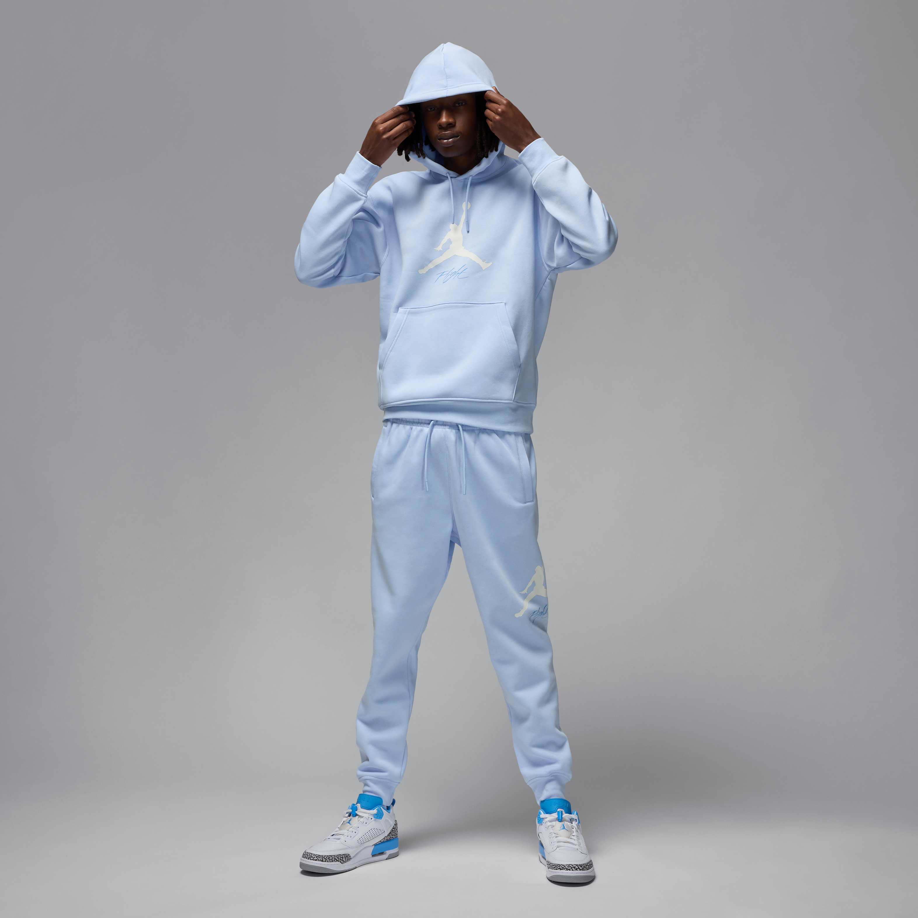 Jordan Essentials image number 6