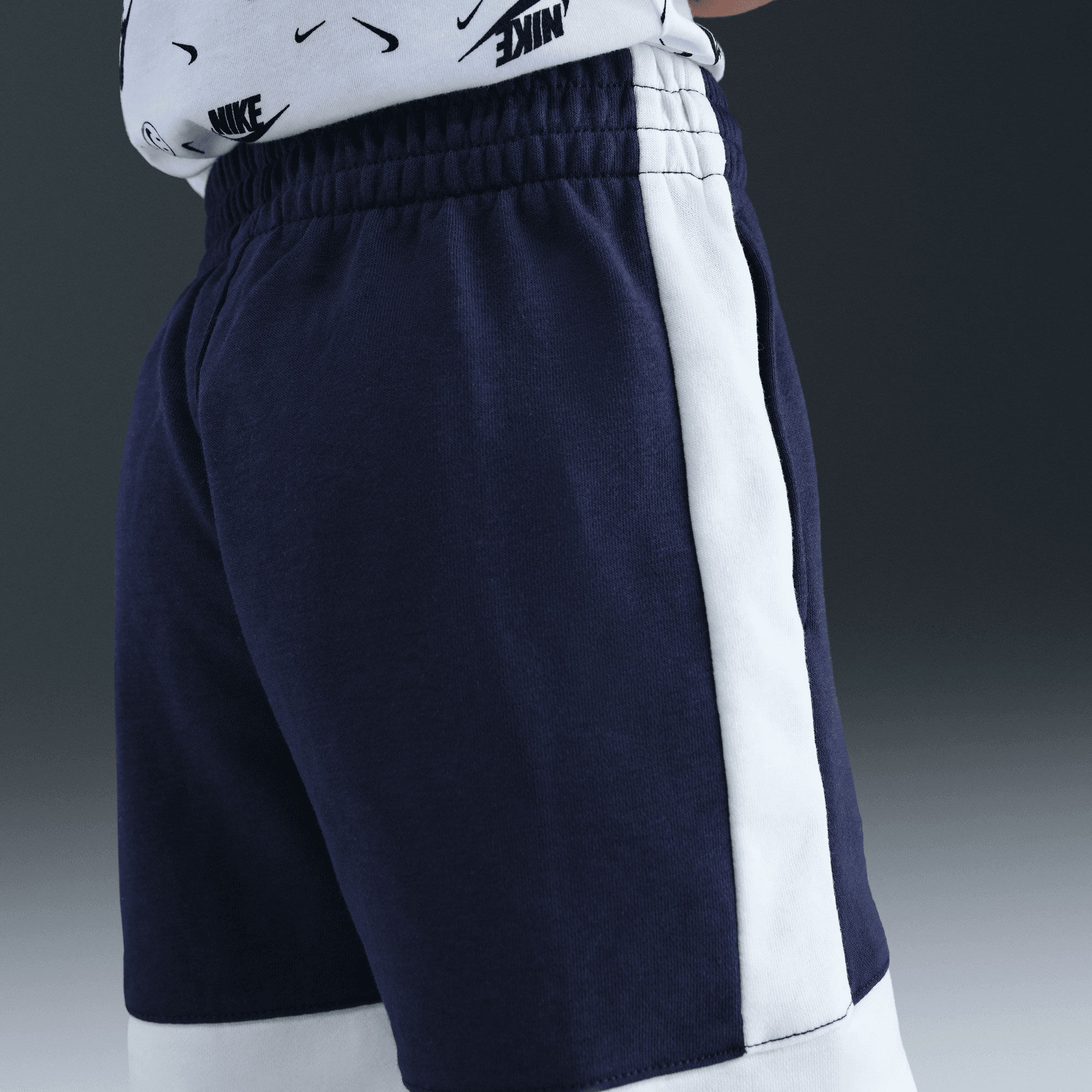 Nike Game Day Essentials image number 1