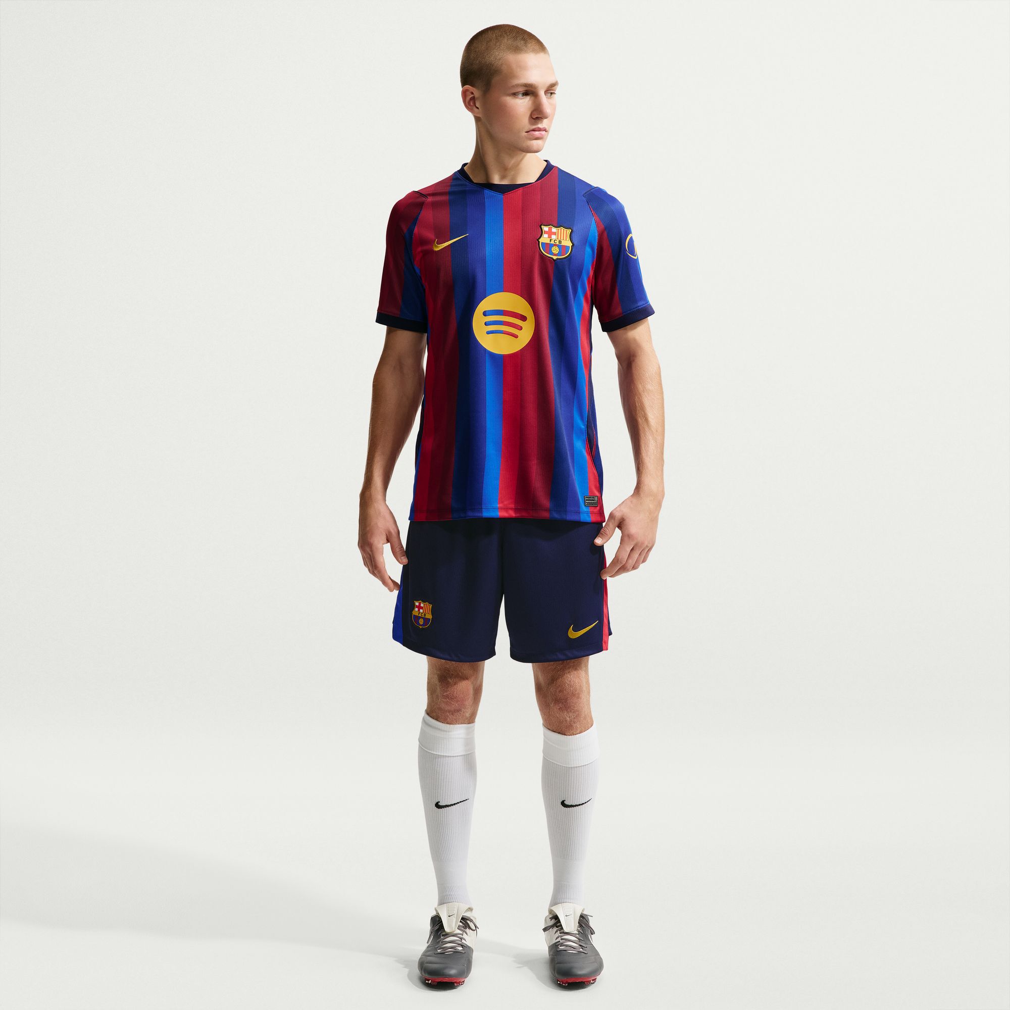 Zoom image
