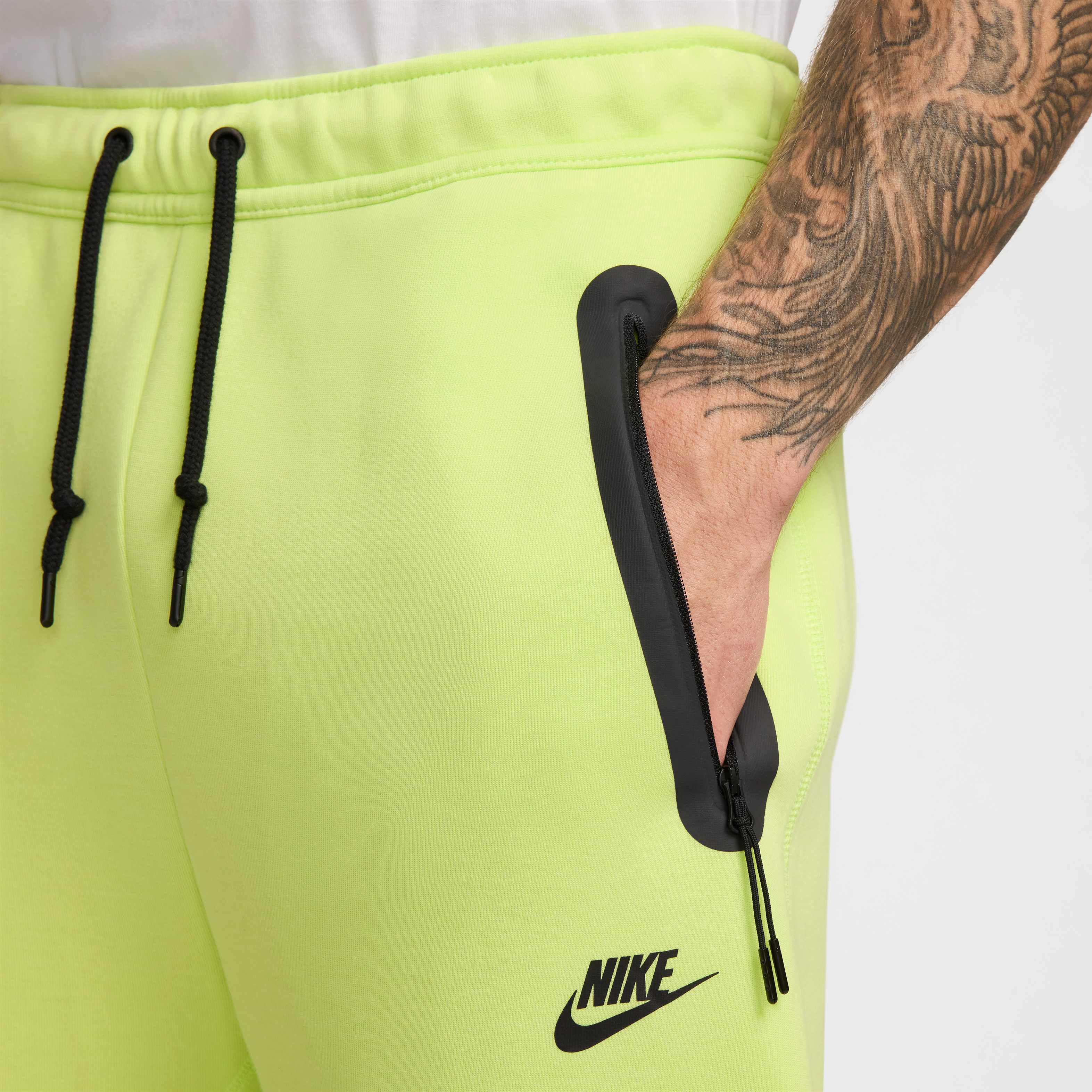 Nike Tech image number 3