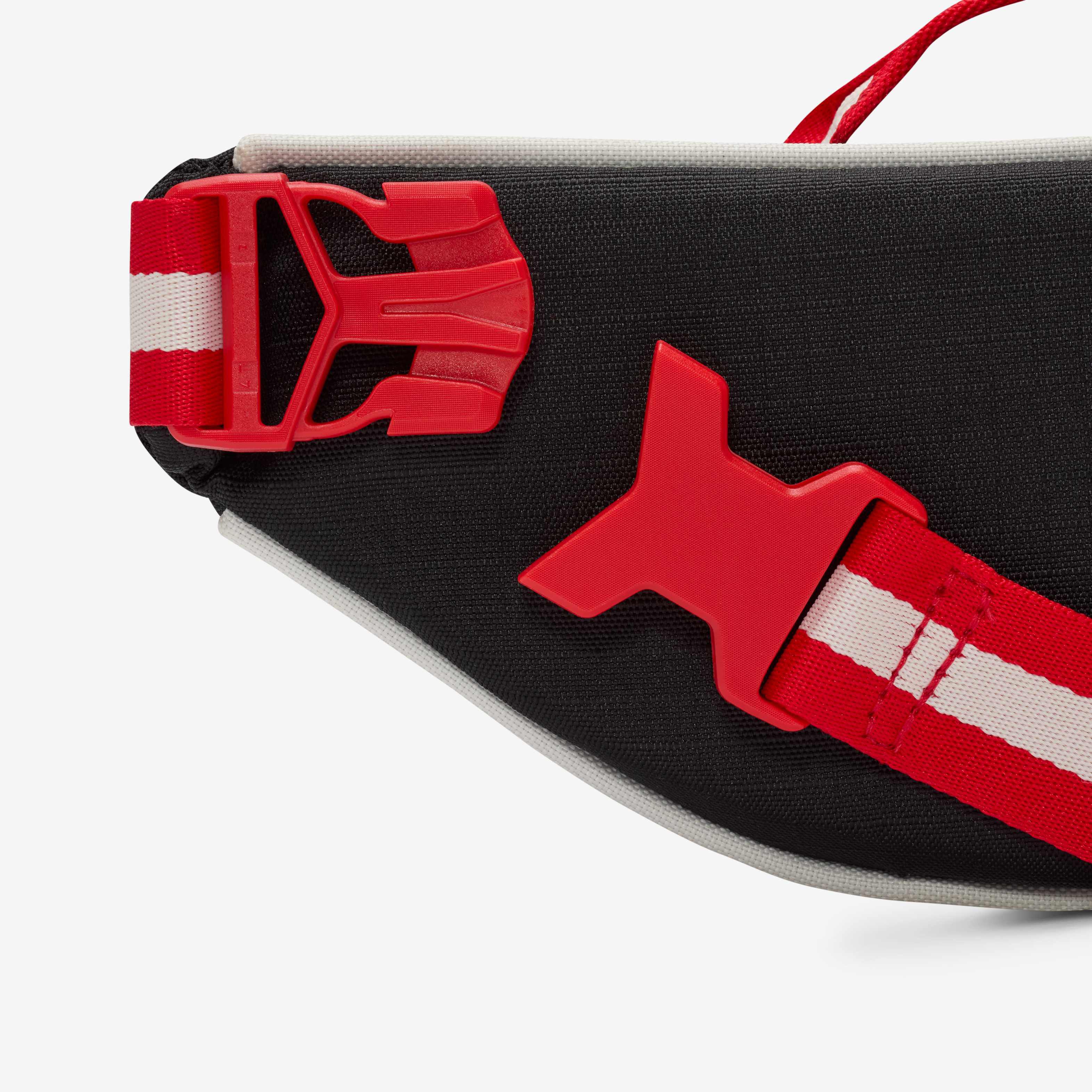 نايكي هيرتيج image number 4