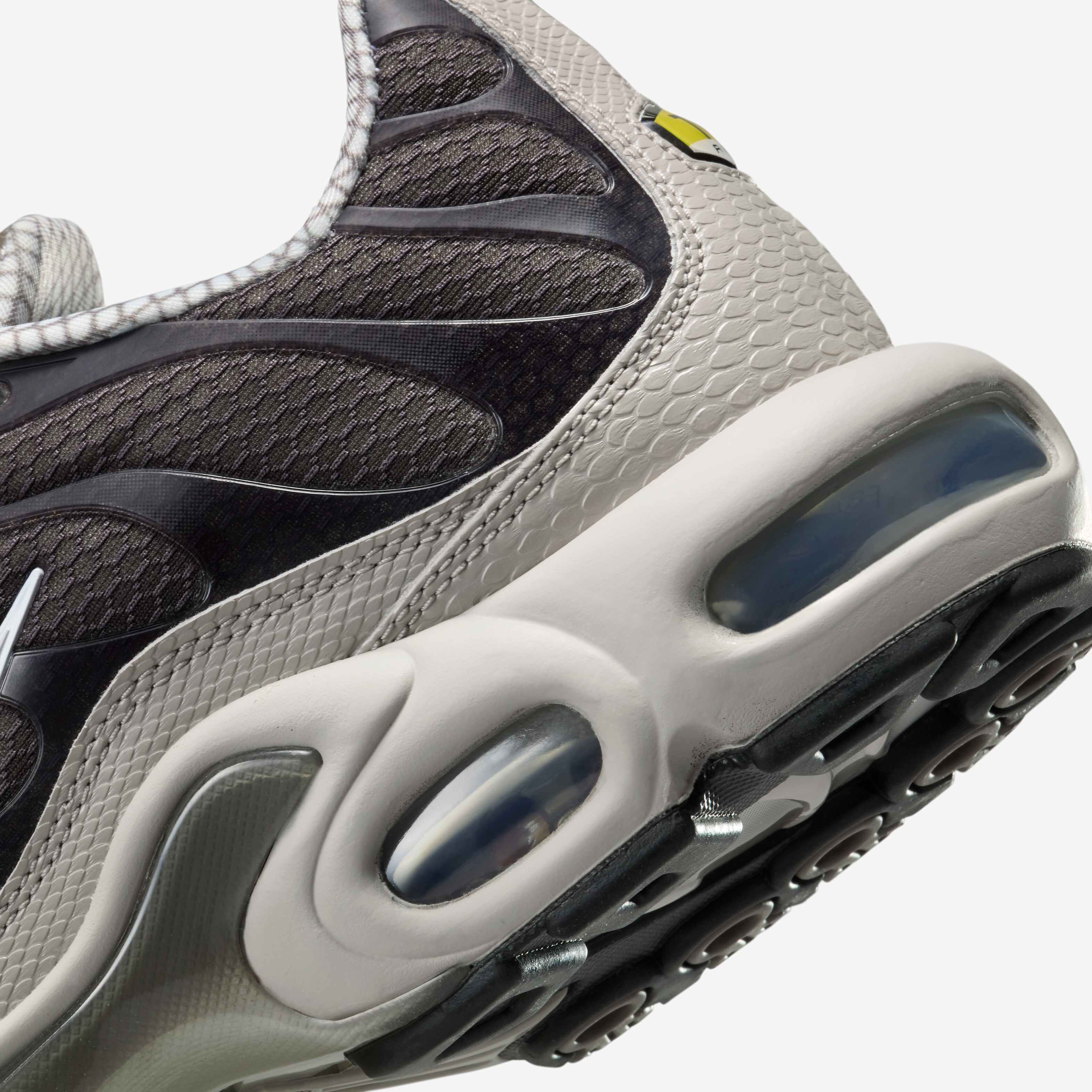 نايكي اير ماكس بلس image number 7