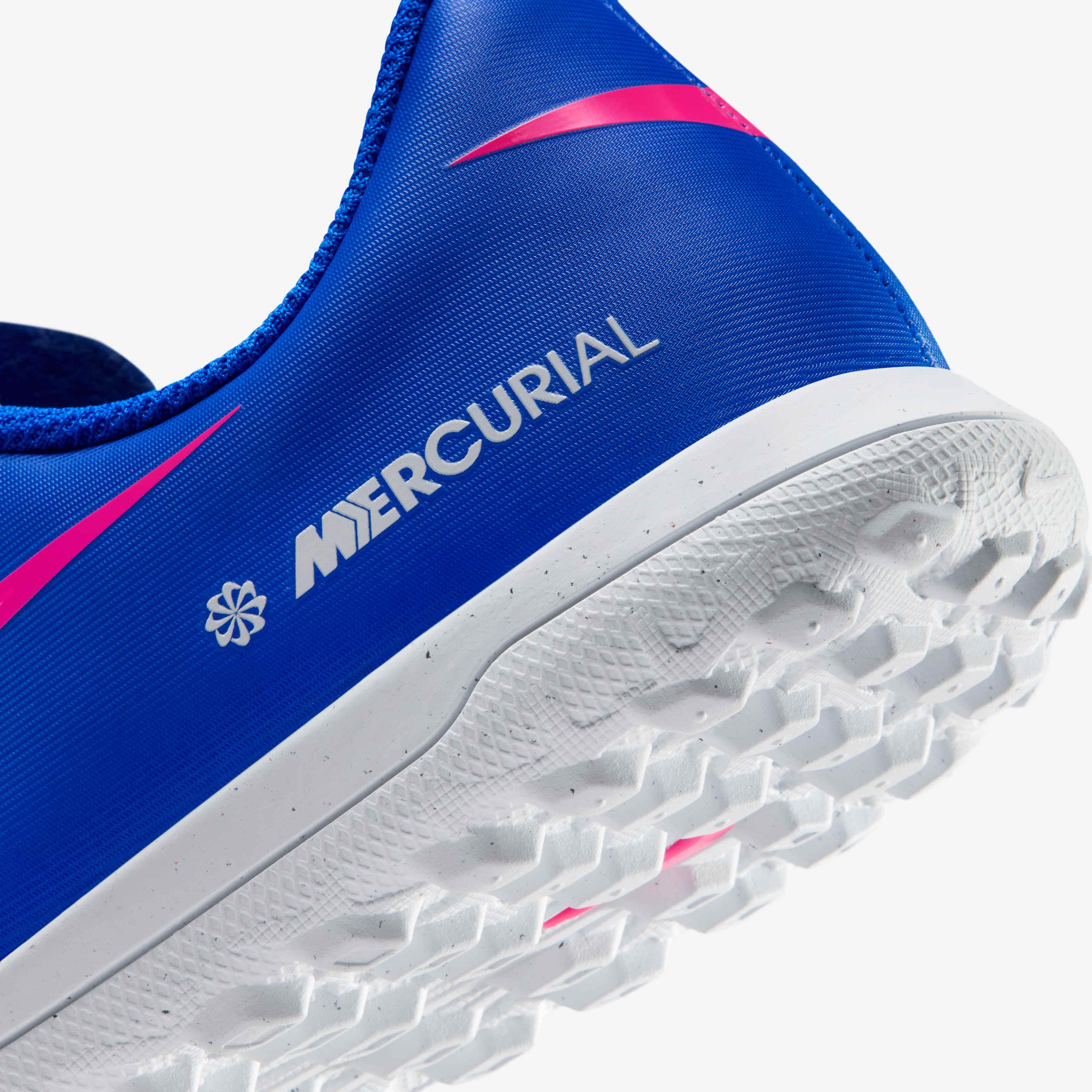Nike Jr. Mercurial Vapor 16 Club image number 7