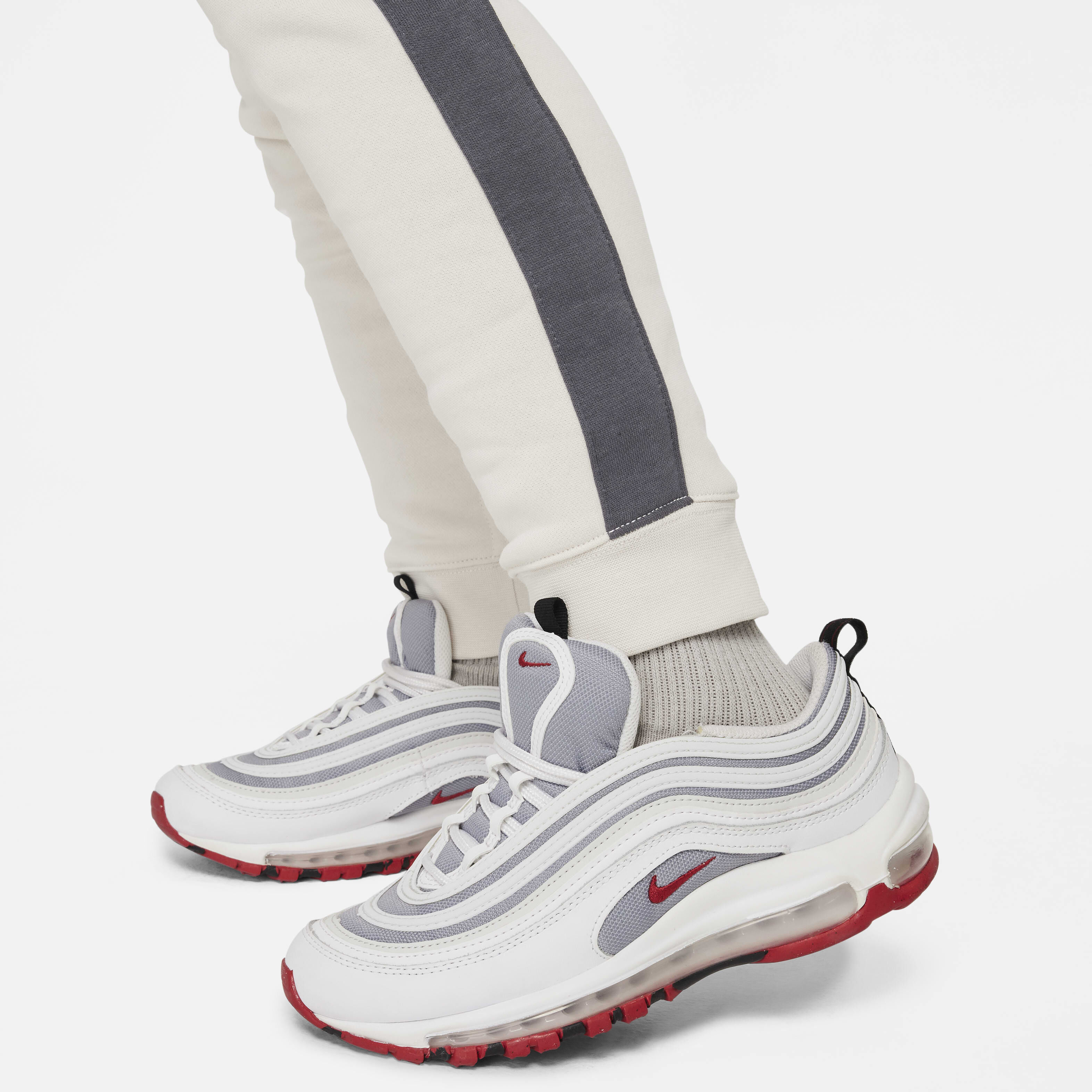 اير image number 4