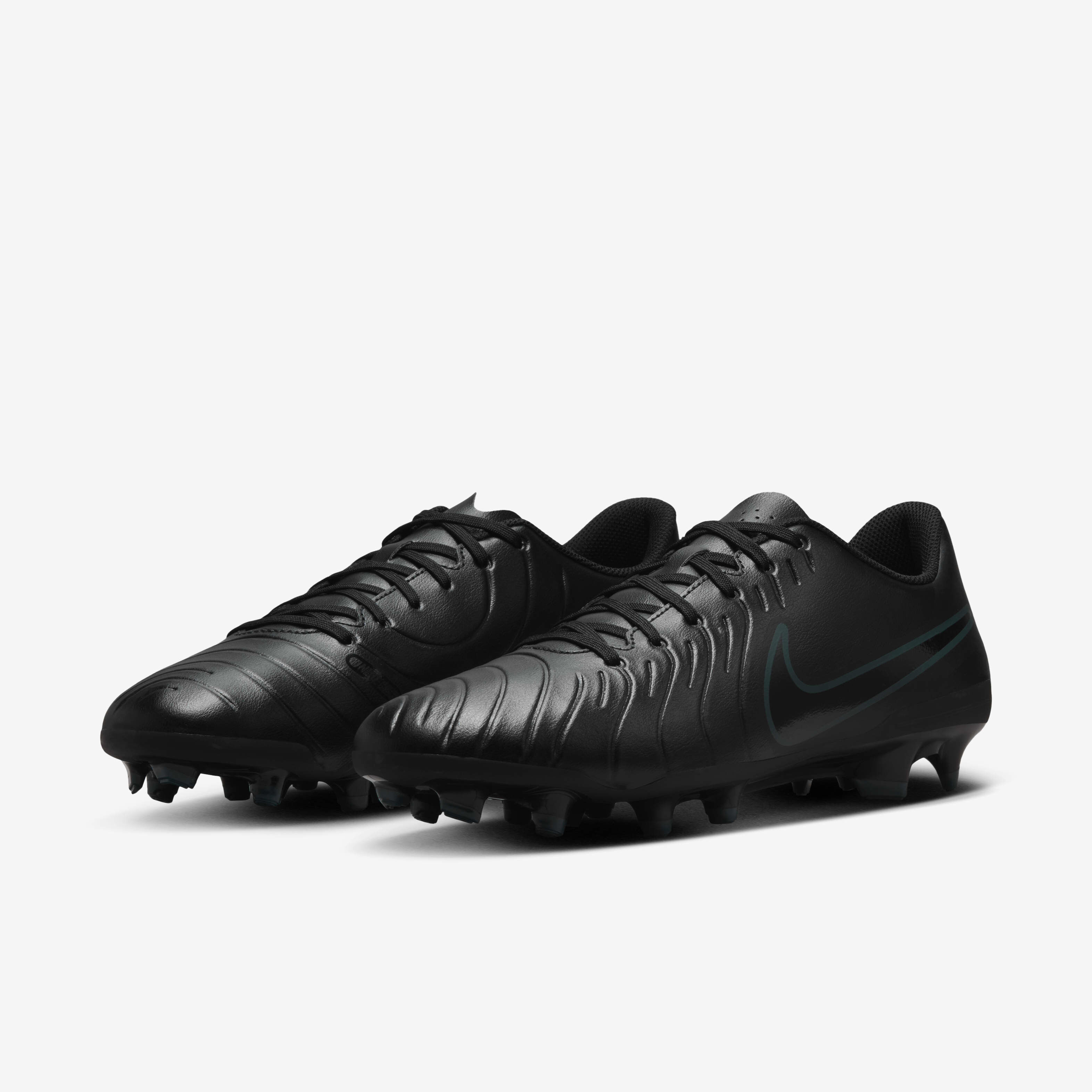 Nike Tiempo Legend 10 Club image number 4