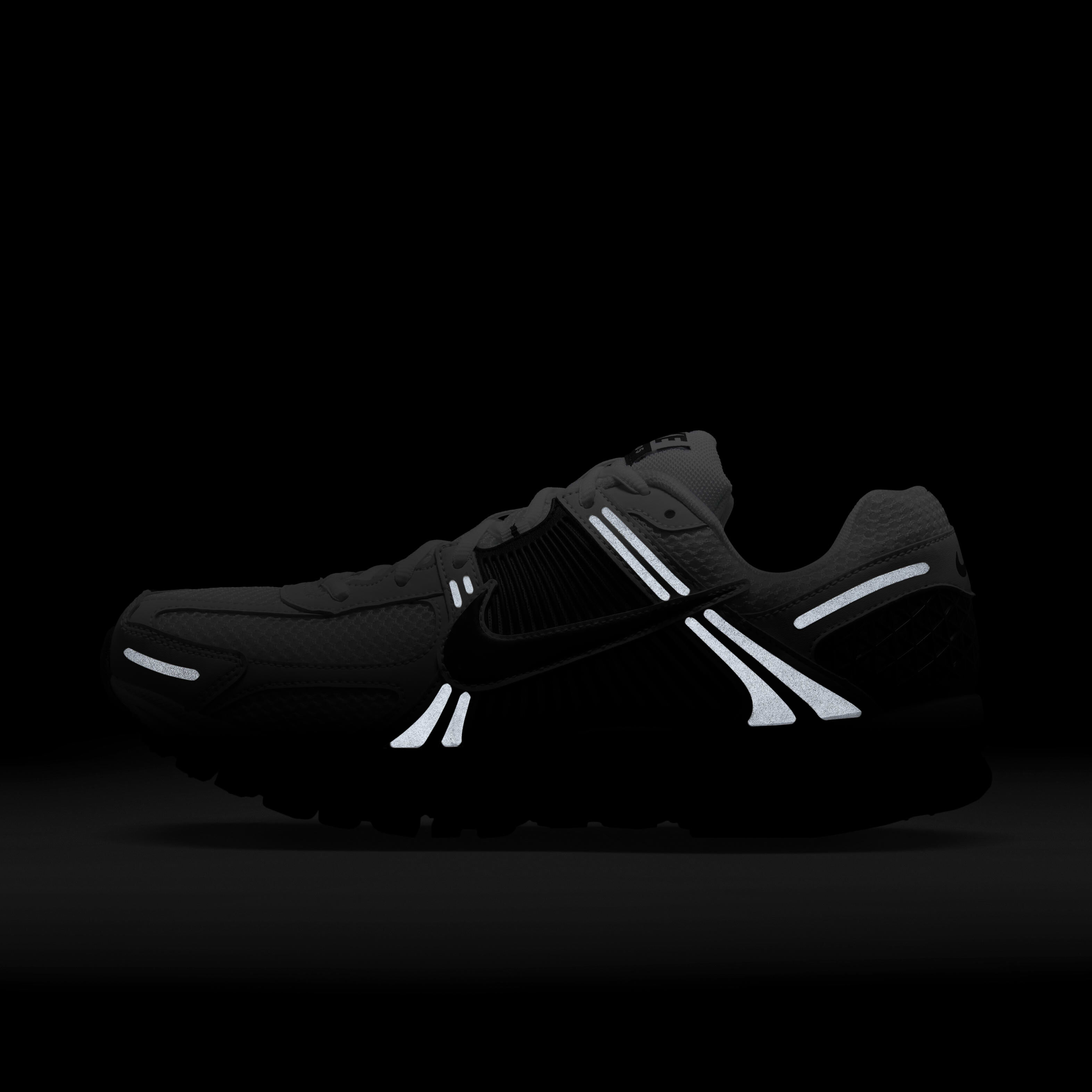 Nike Zoom Vomero 5 image number 9