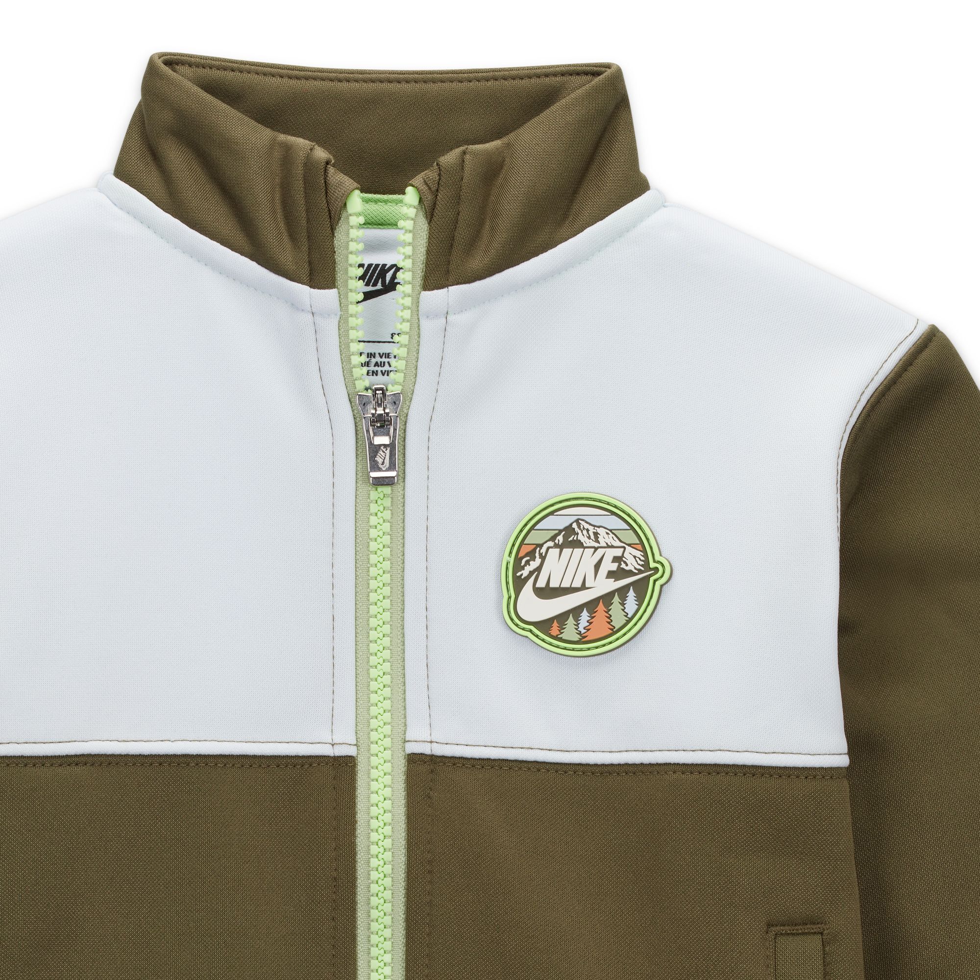 Nike Sportswear Snow Day Graphic Set image number 1