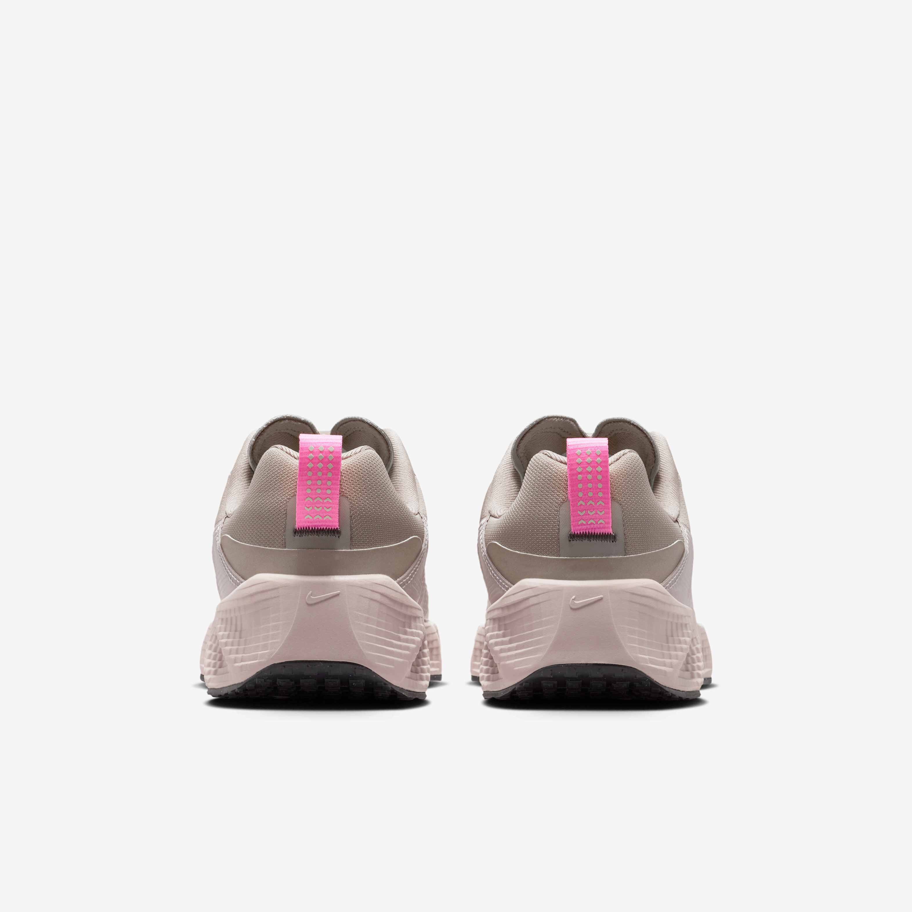 نايكي أفا روفر image number 5