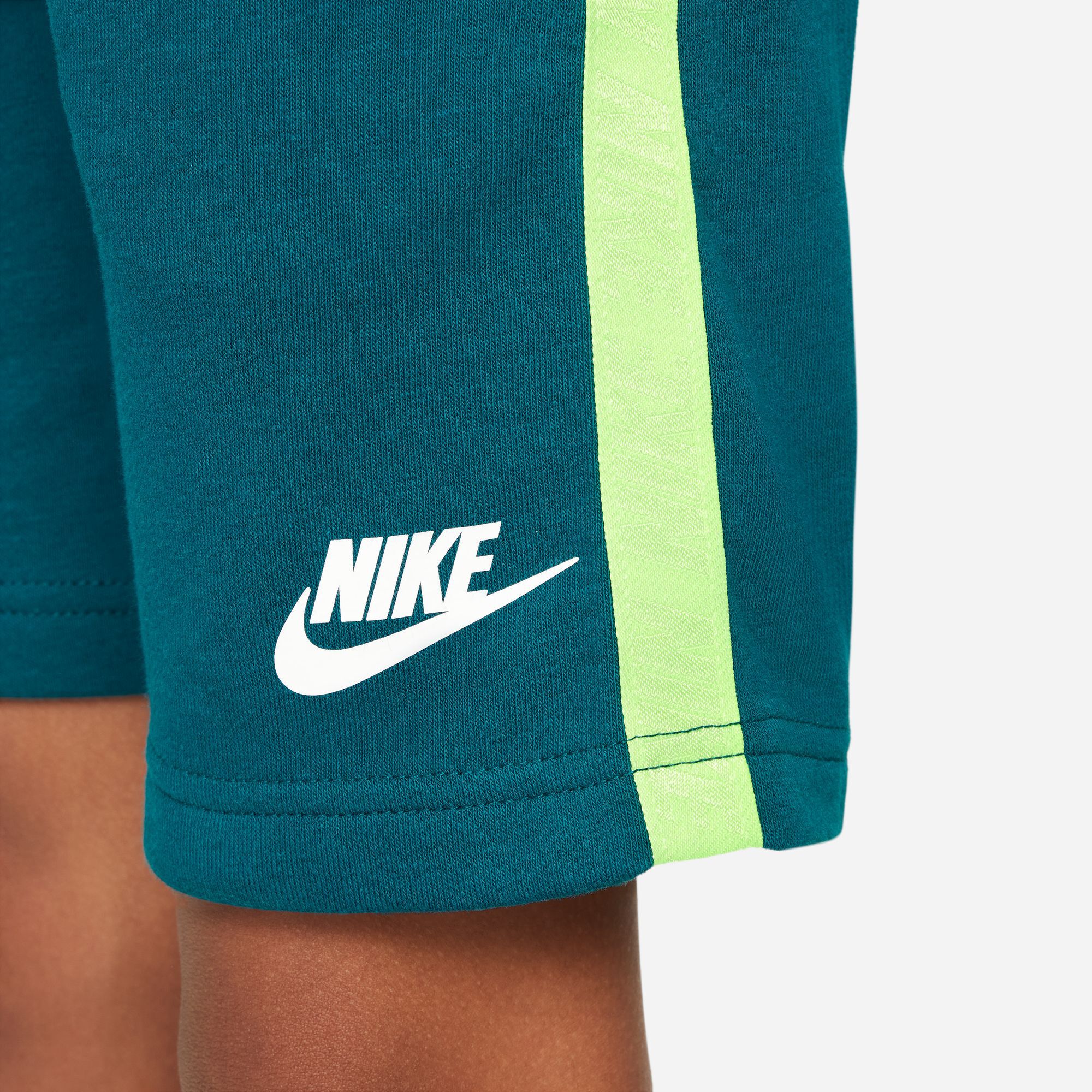 Nike Sportswear Taping Shorts Set image number 3