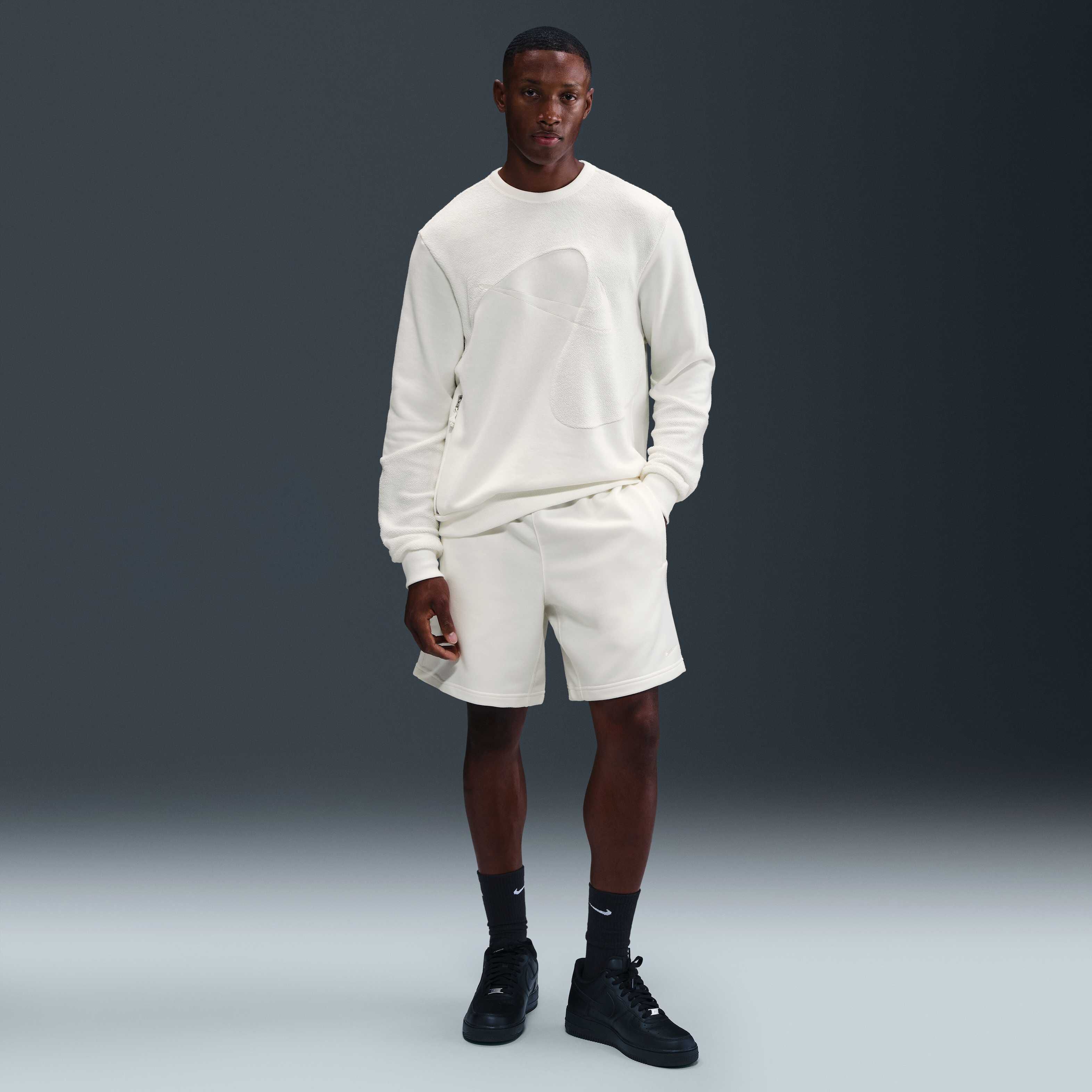 Giannis Standard Issue image number 3