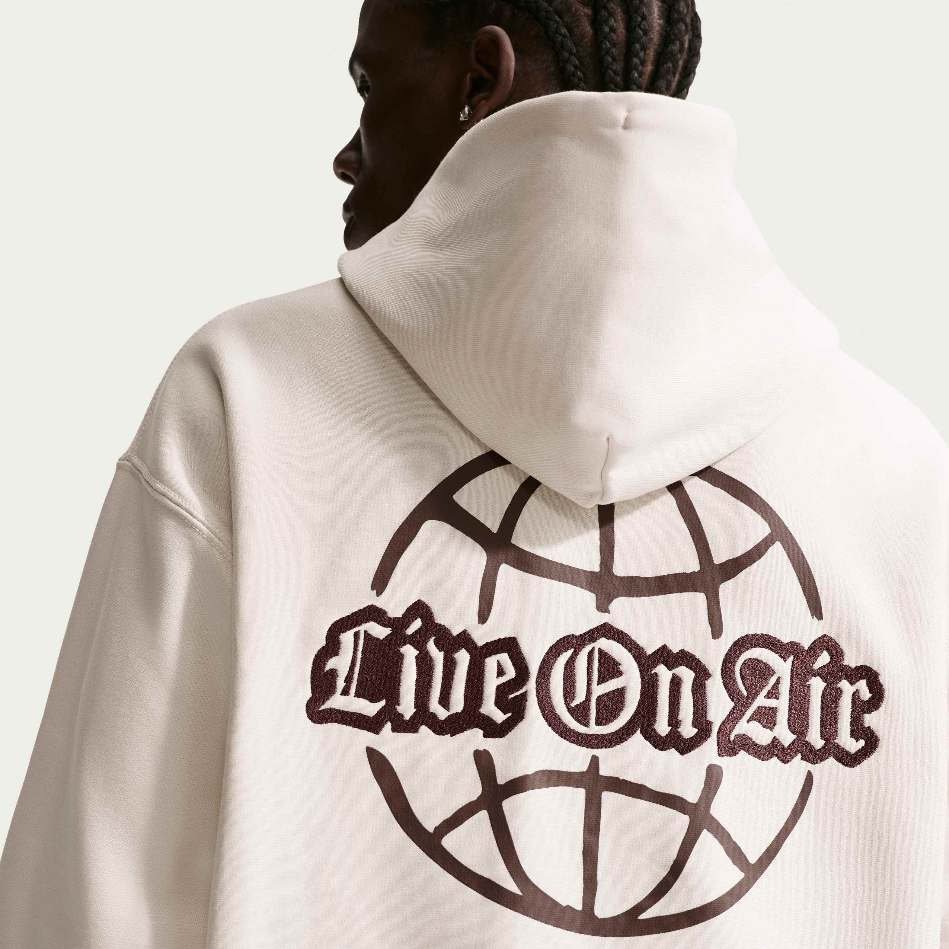 Nike Solo Swoosh image number 1