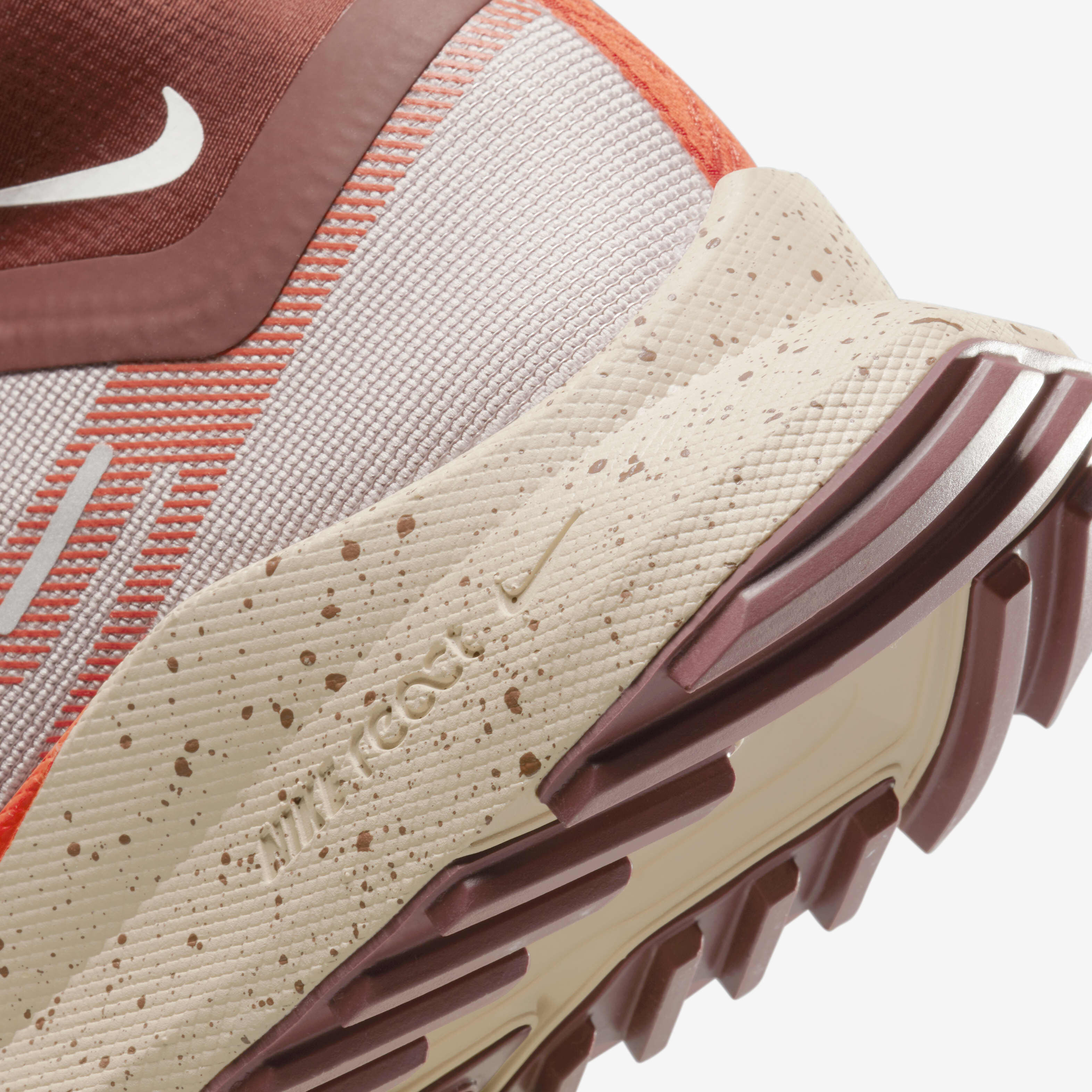 نايكي رياكت بيجاسوس تريل 4 جور-تيكس image number 7