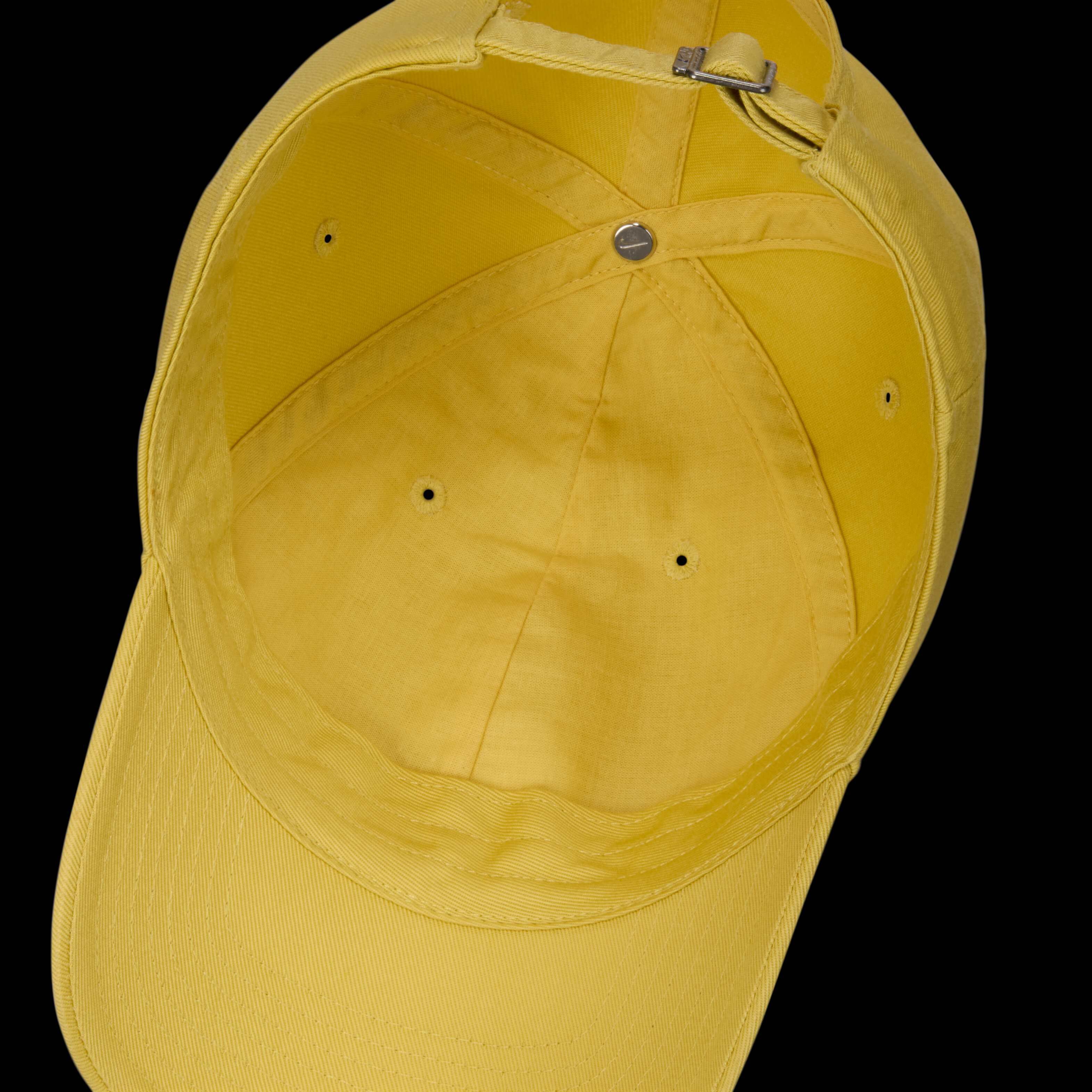 نايكي كلوب image number 5