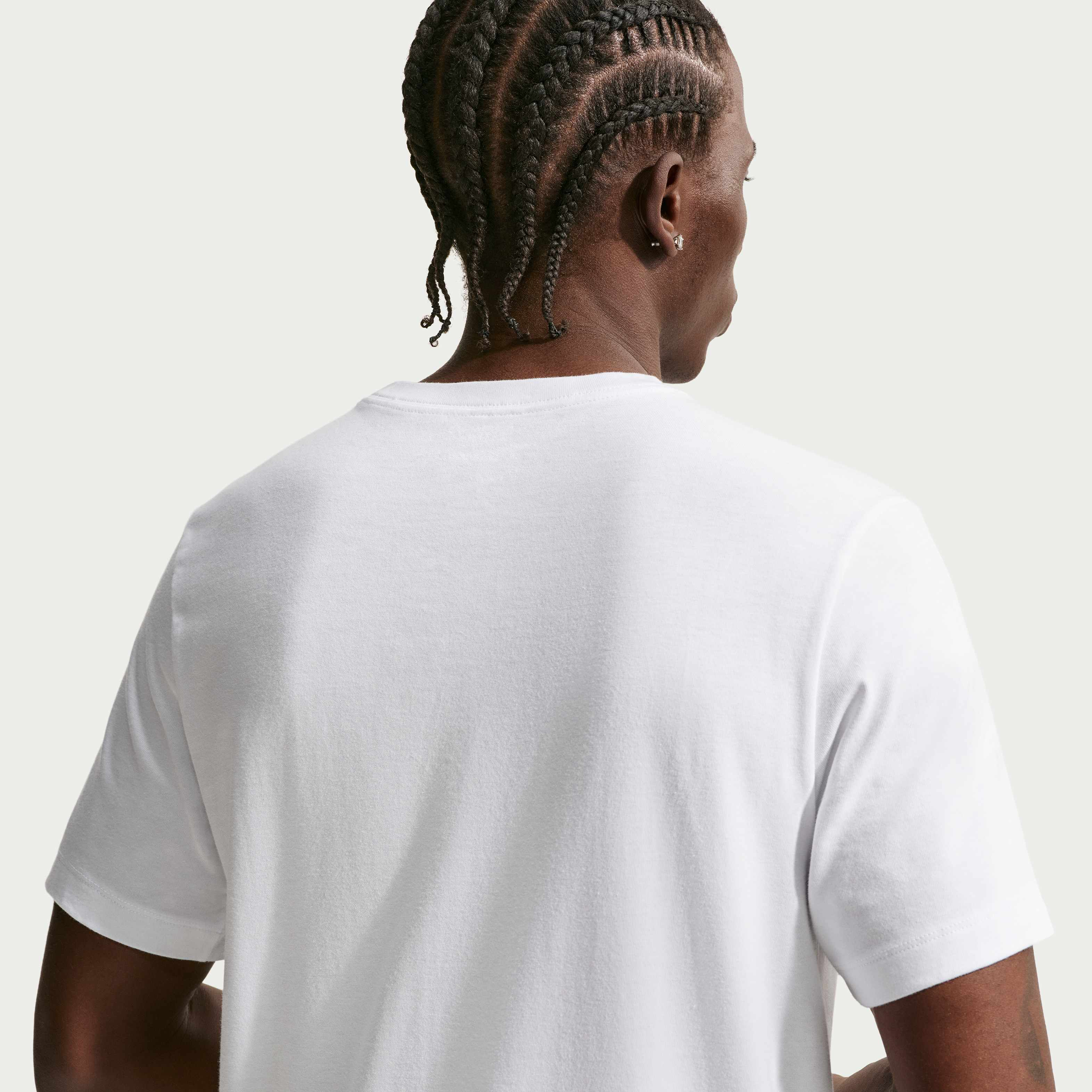 نايكي سبورتسوير كلوب image number 1