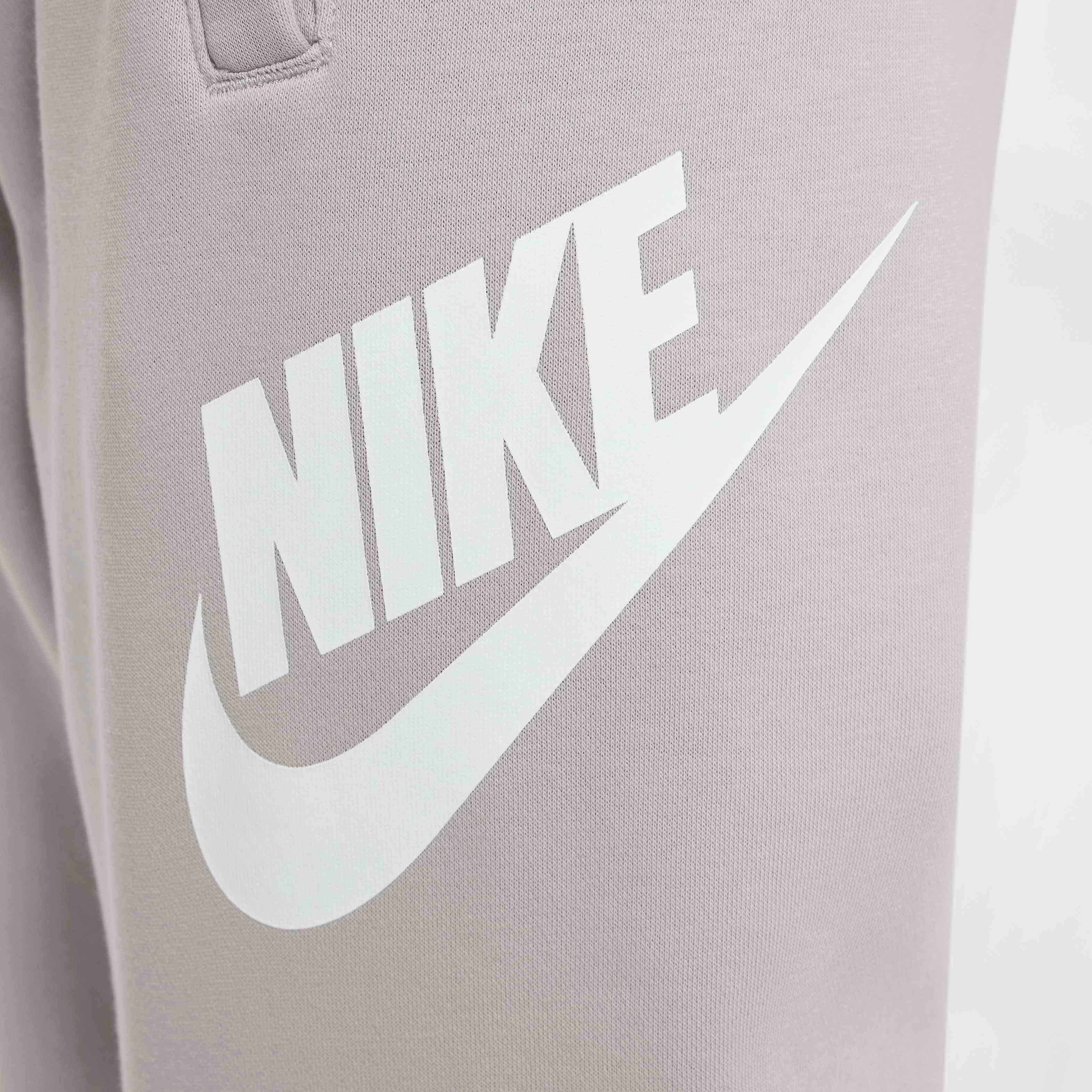Nike Club Fleece image number 4