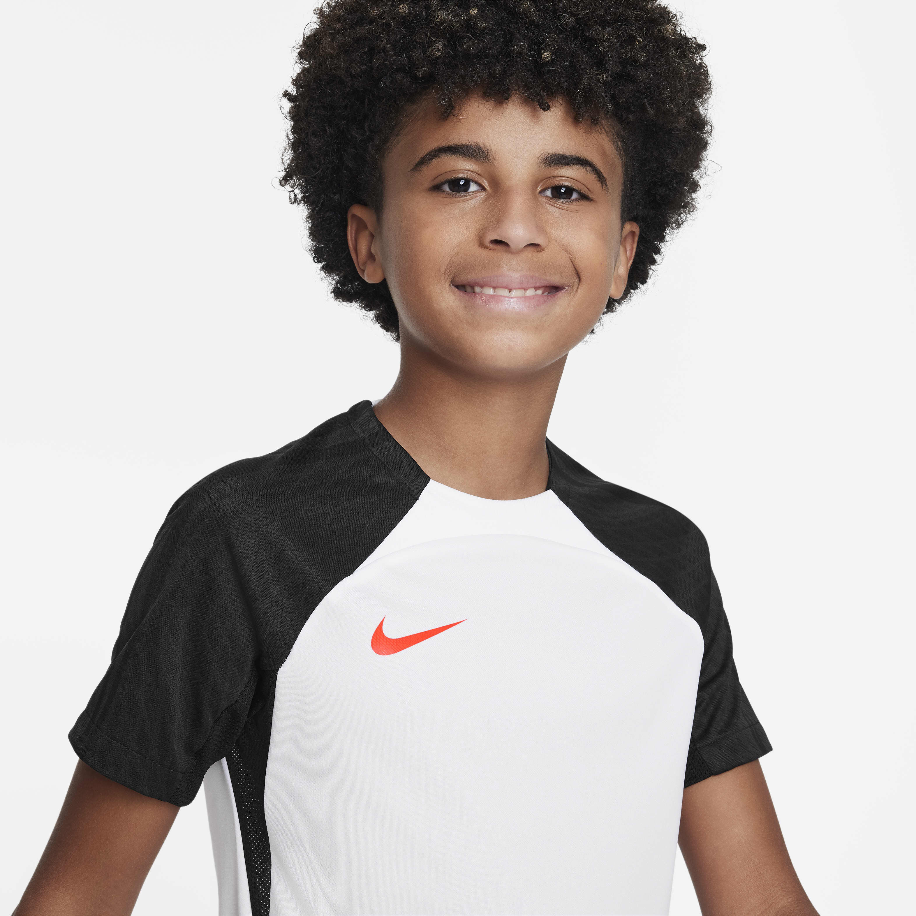 Nike Dri-FIT Strike image number 2