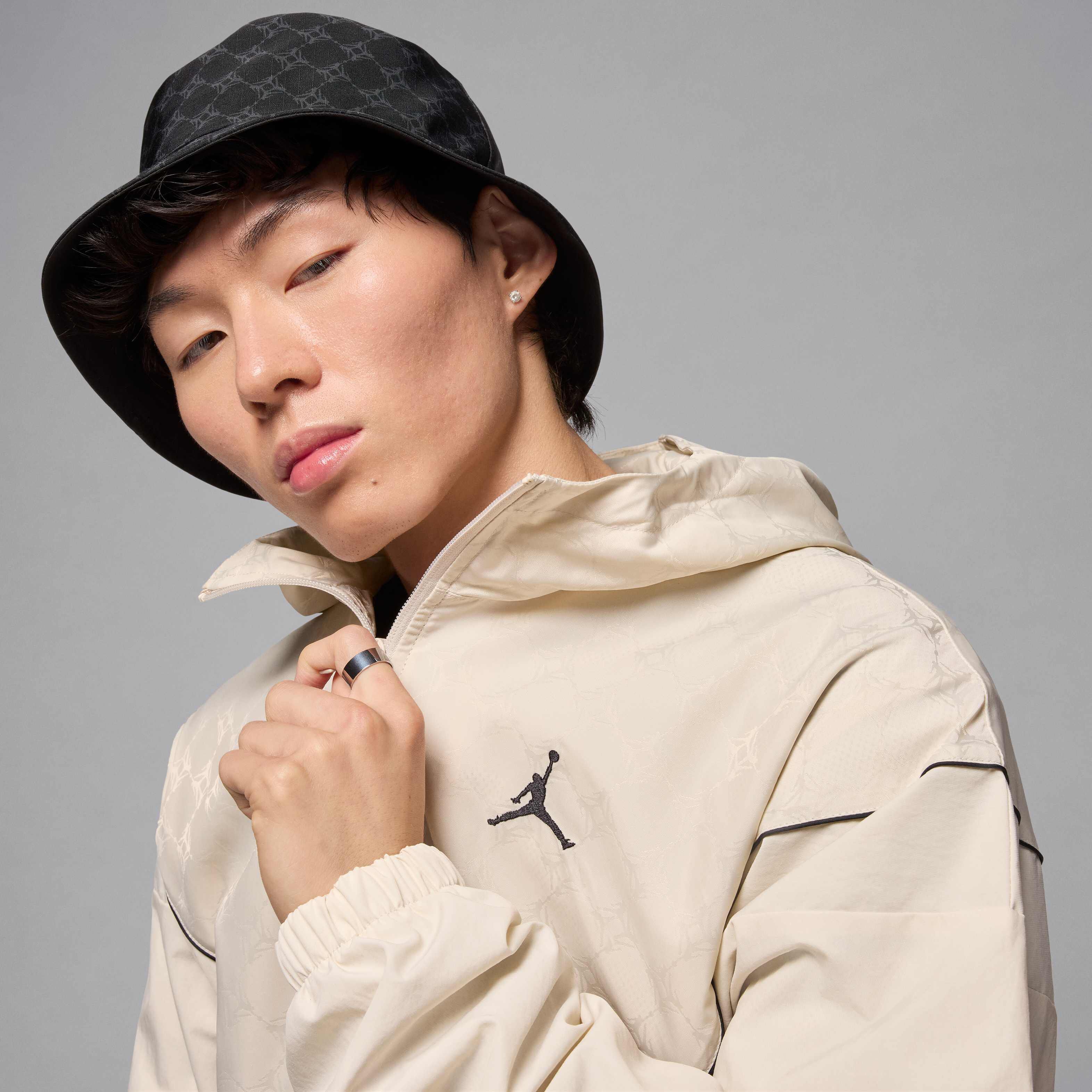 Jordan Brooklyn image number 2