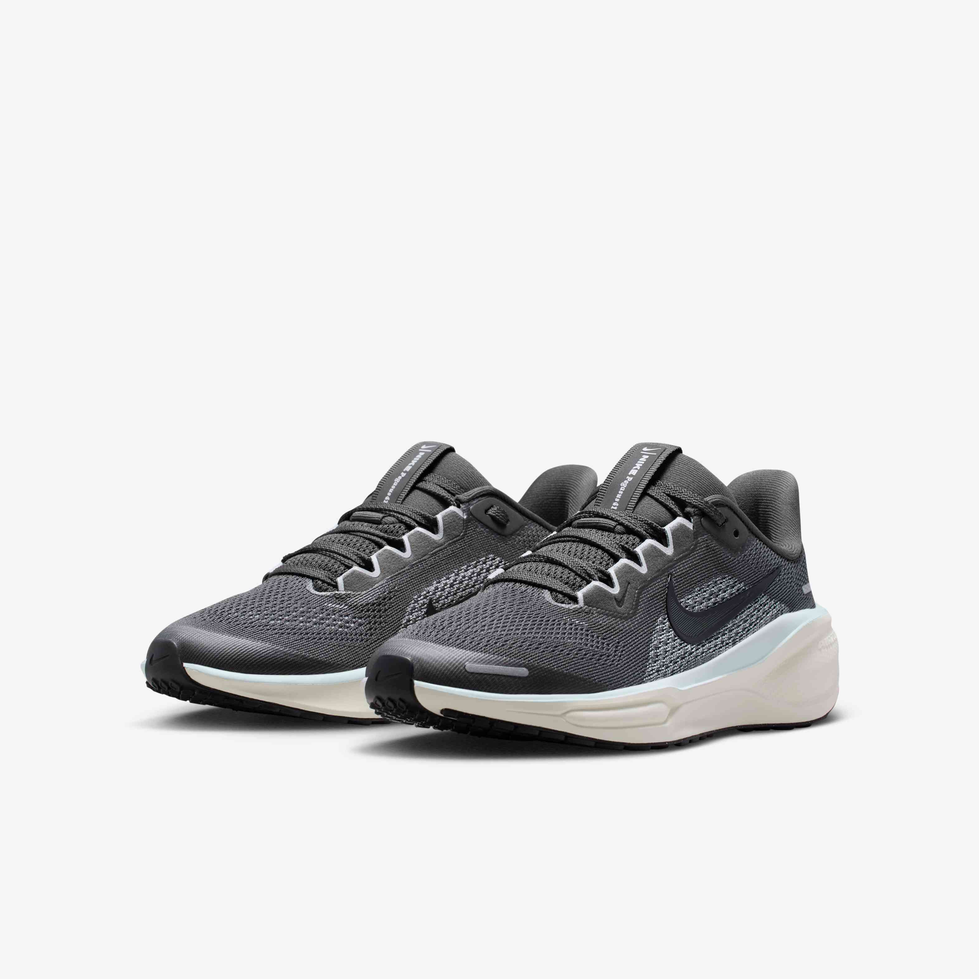 Nike Pegasus 41 image number 4