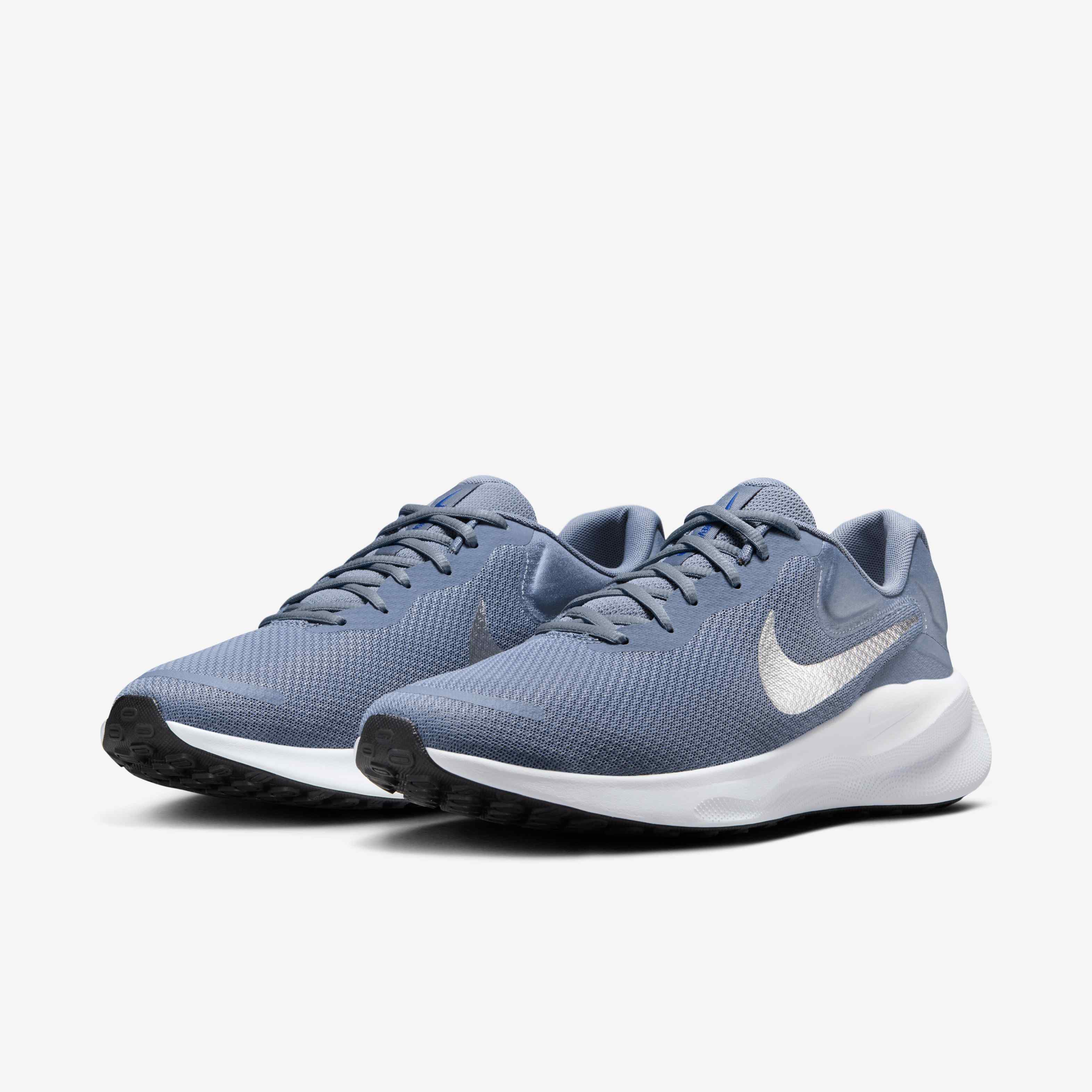 Nike Revolution 7 image number 4