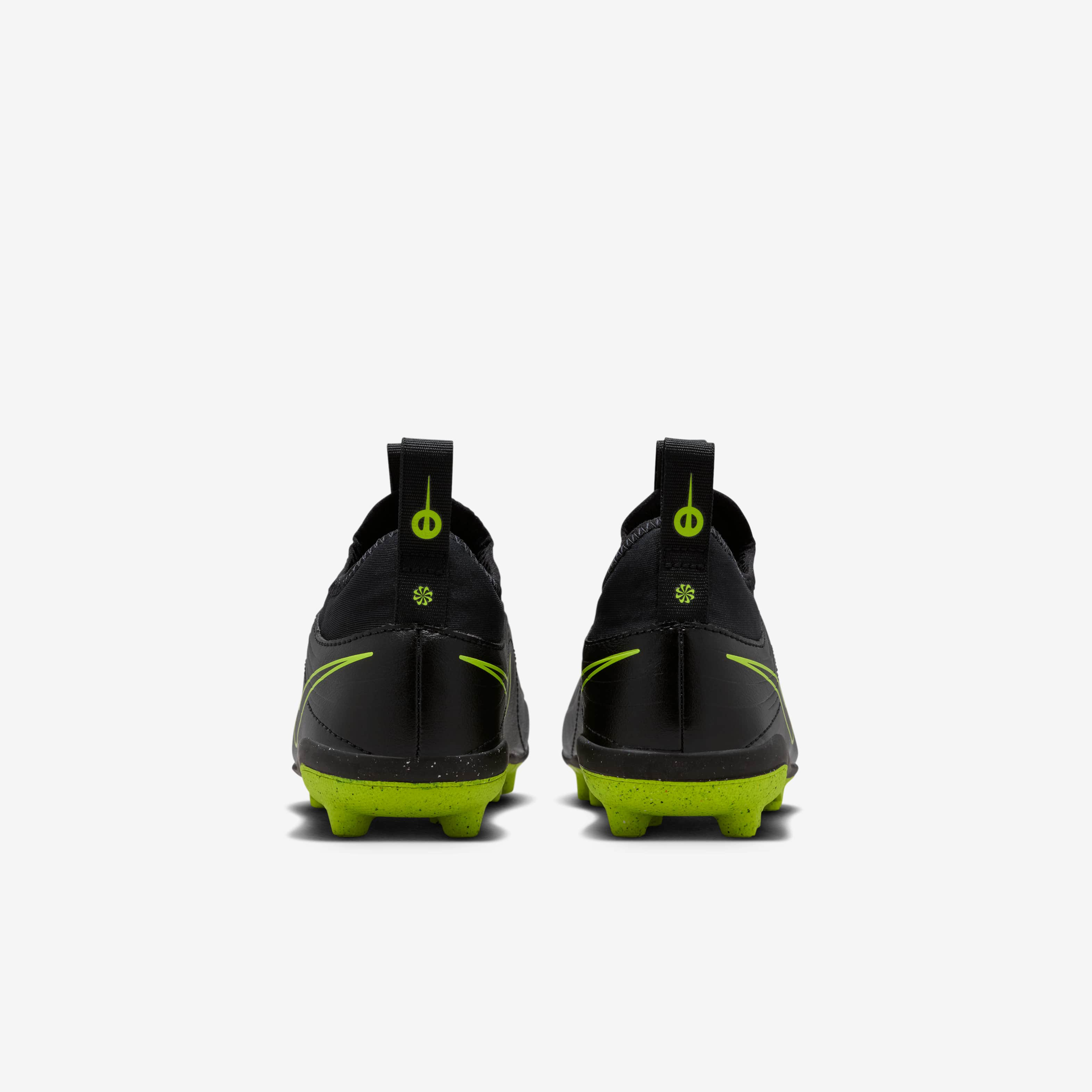 Nike Jr. Tiempo Maestro Club image number 5