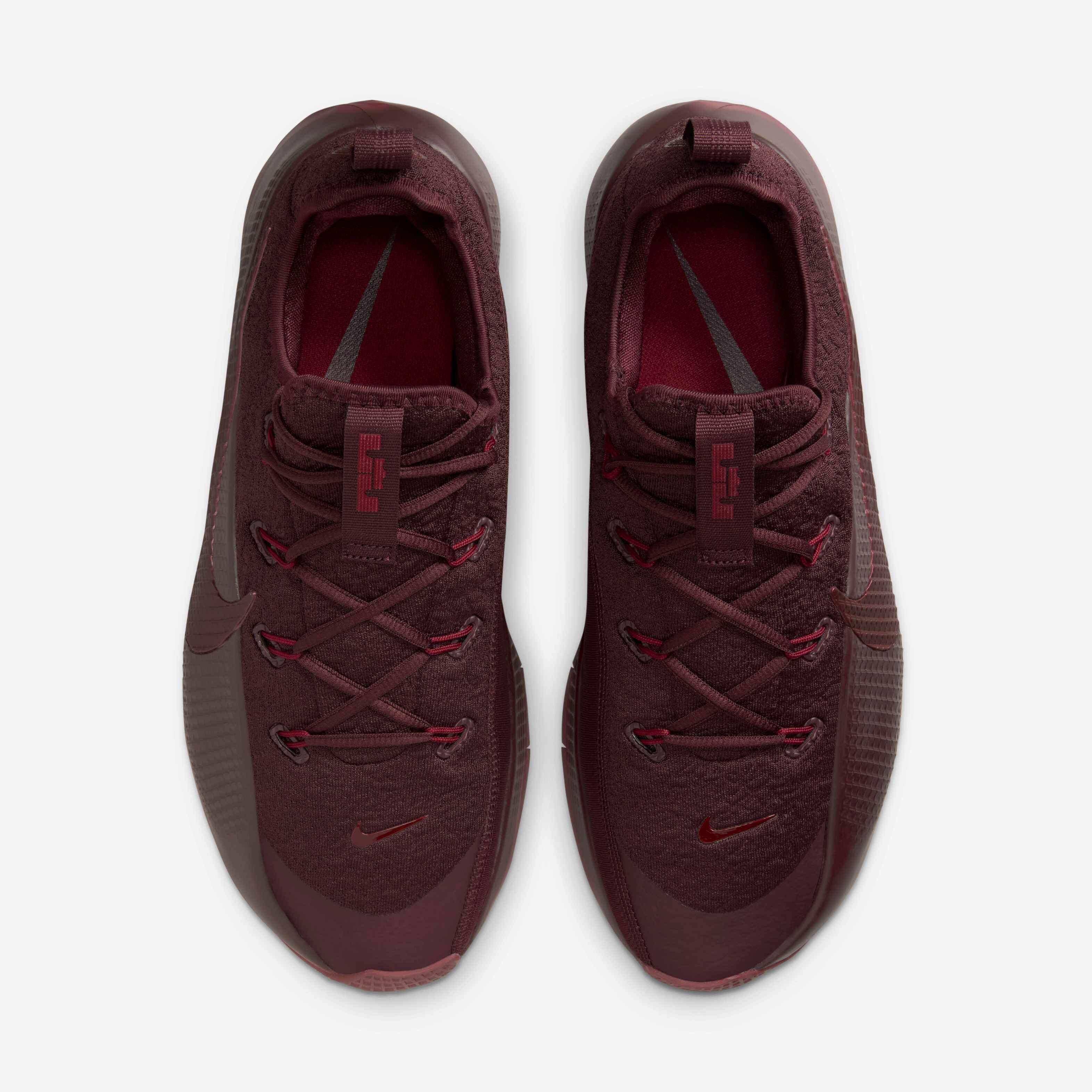 LeBron TR 1 image number 3