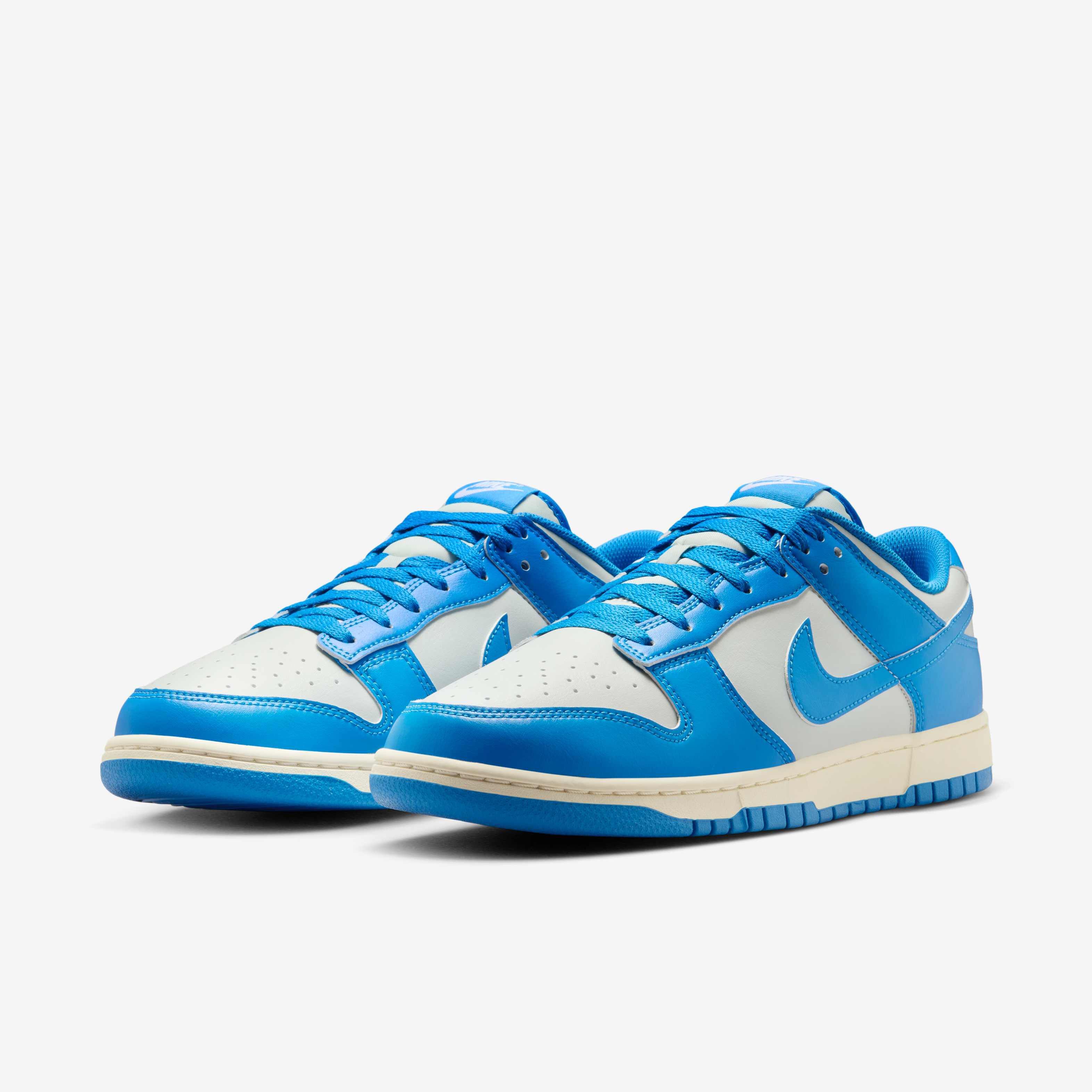 Nike Dunk Low Retro image number 4