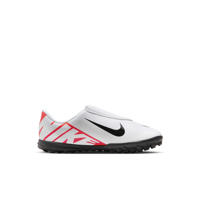 Nike Jr. Mercurial Vapor 15 Club image number 2 Nike Jr. Mercurial Vapor 15 Club image number 2