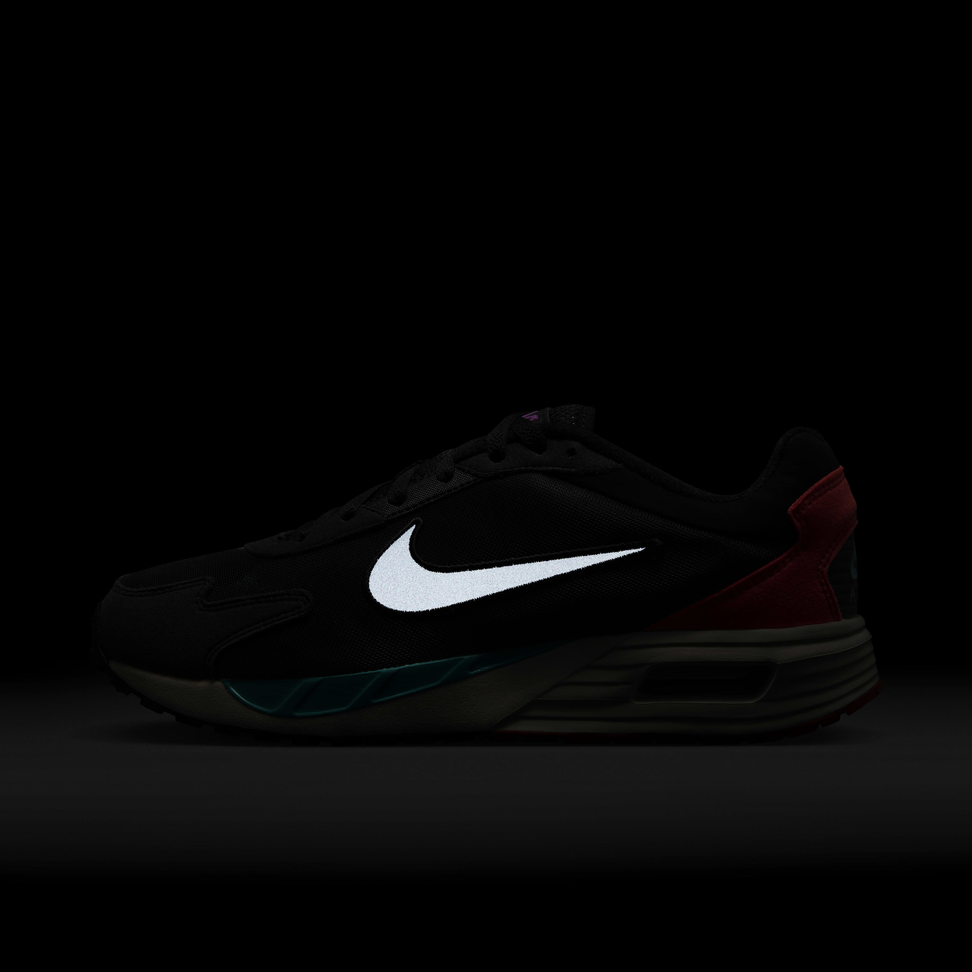Nike Air Max Solo image number 9