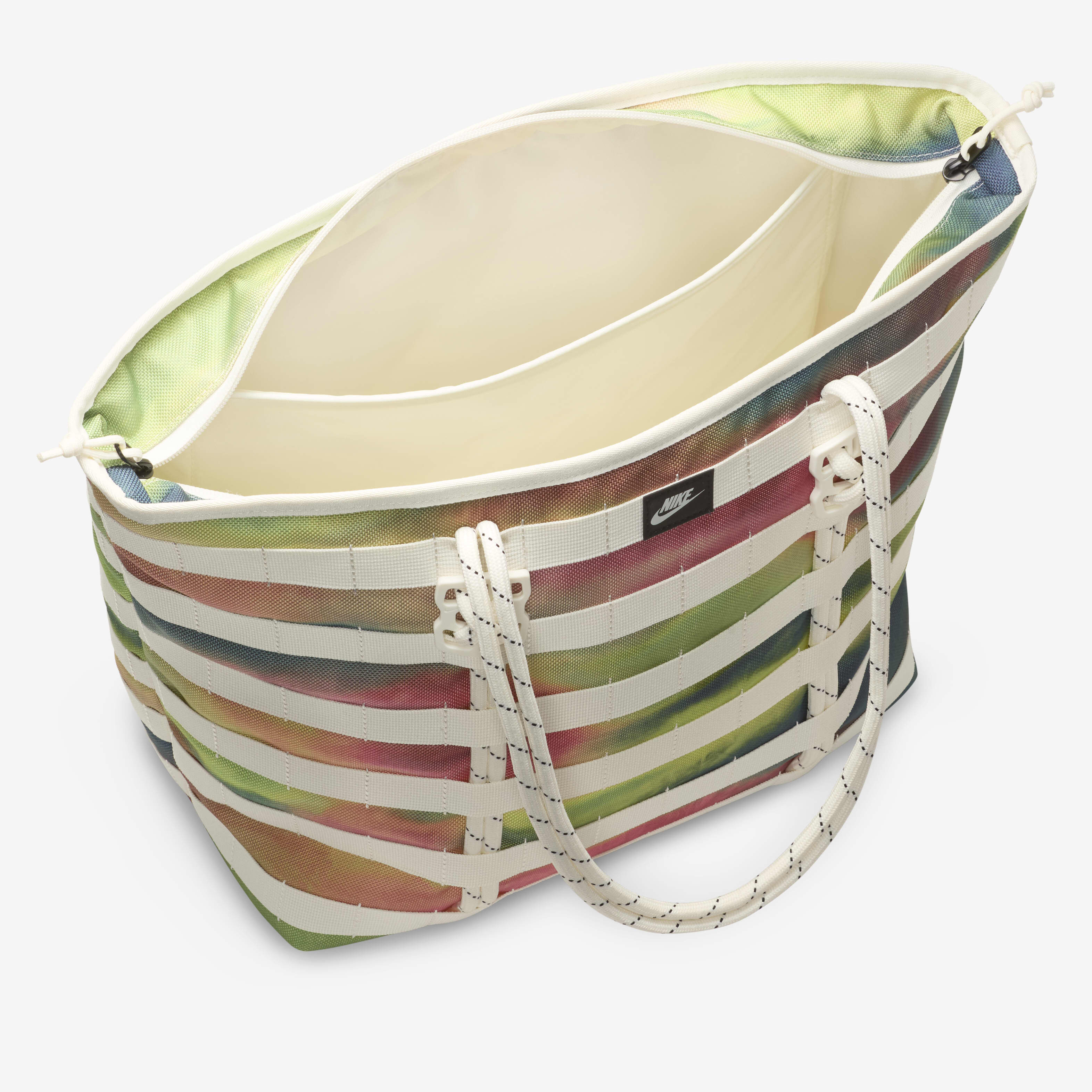 نايكي سبورتسوير ويمنز ارتيست كوليكشن image number 4