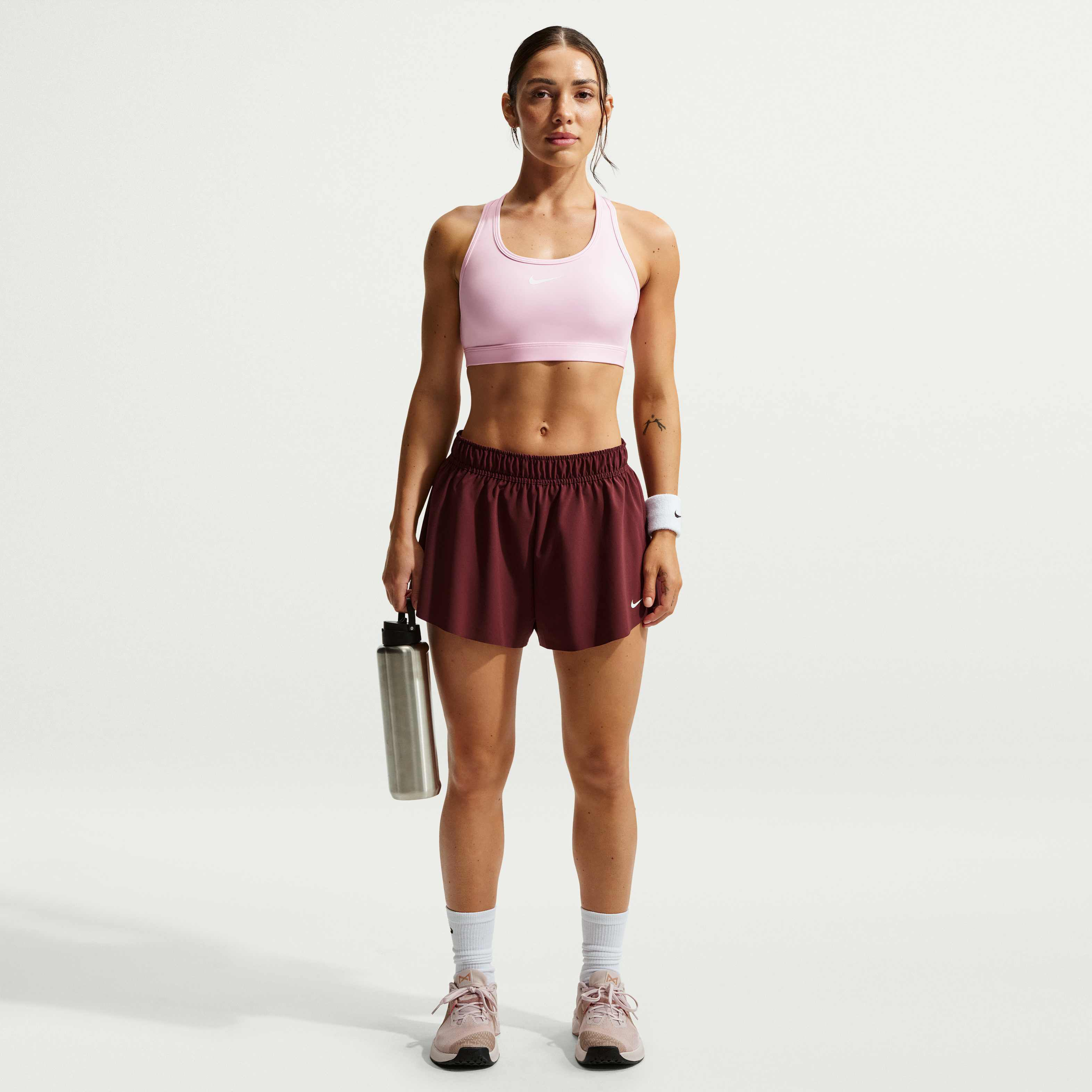 Nike Swoosh image number 3