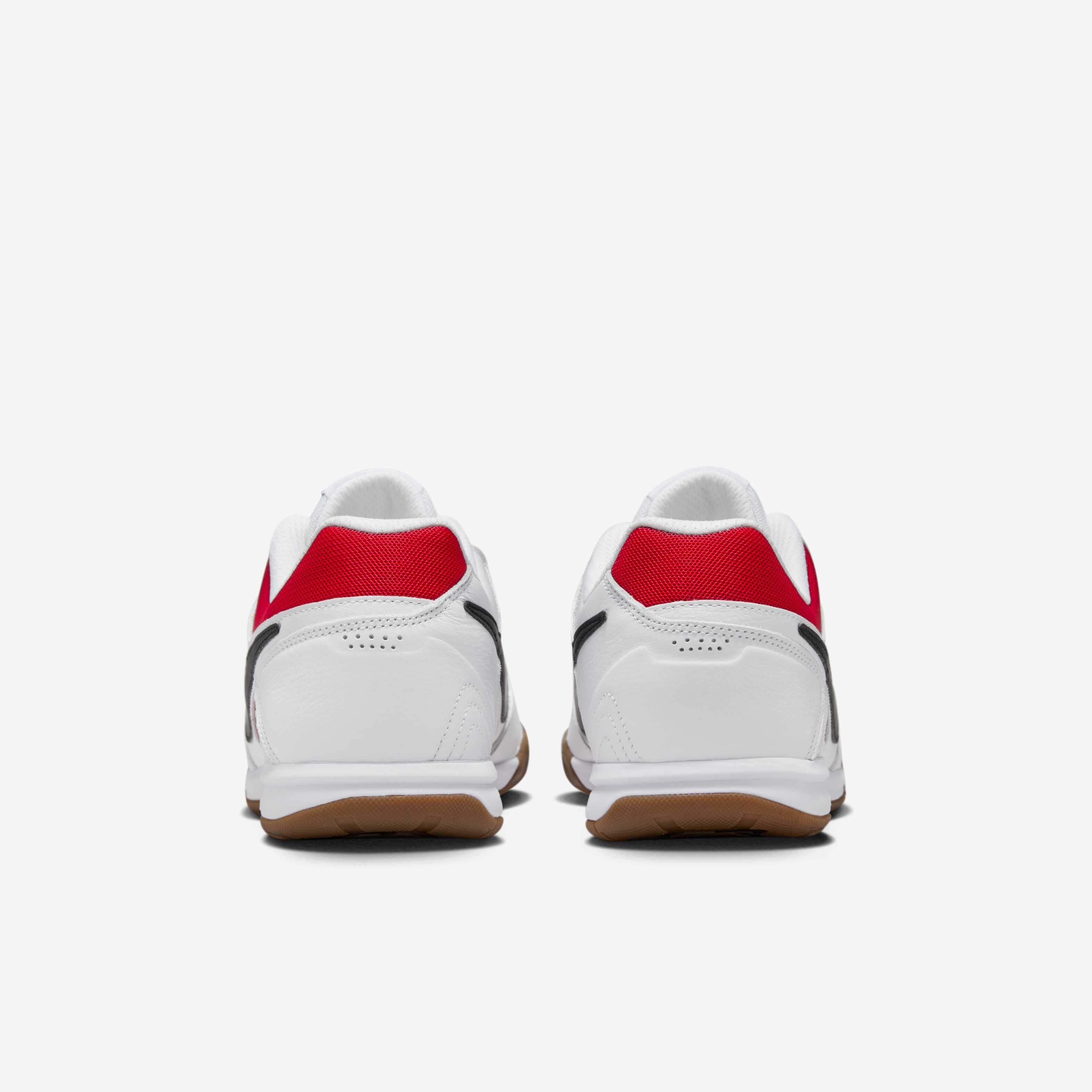 نايكي جاتو image number 5