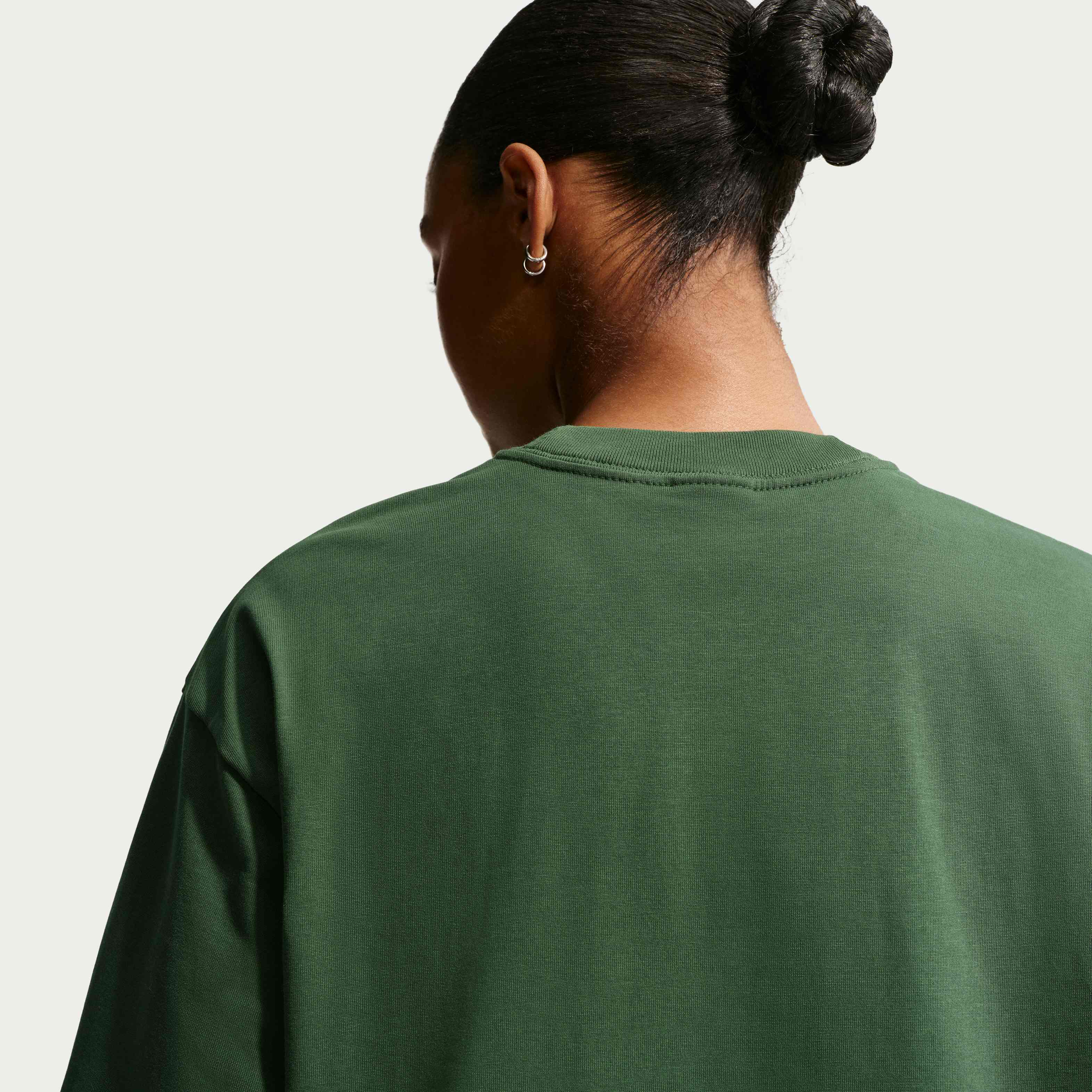 نايكي سبورتسوير image number 1