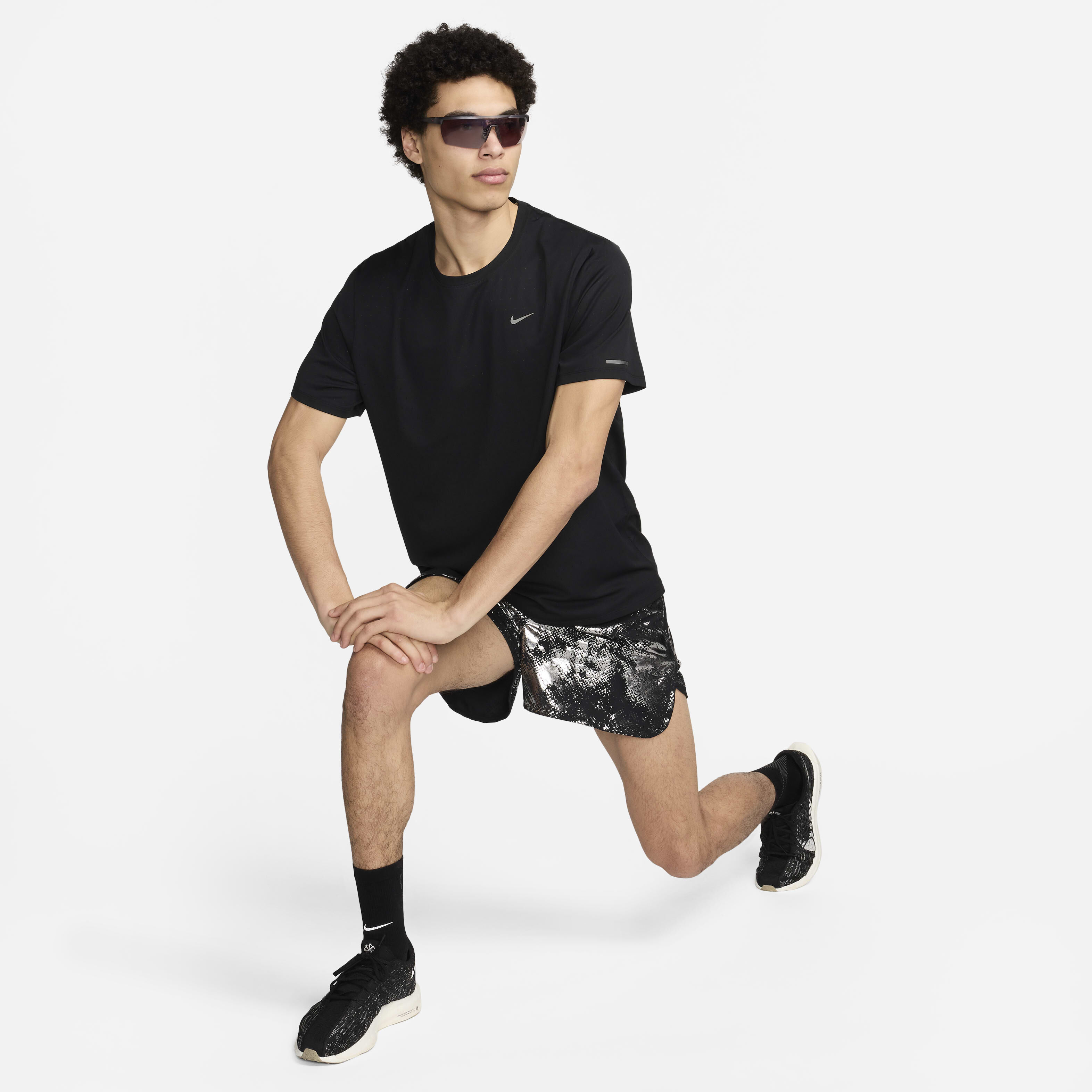 Nike Running Division image number 8