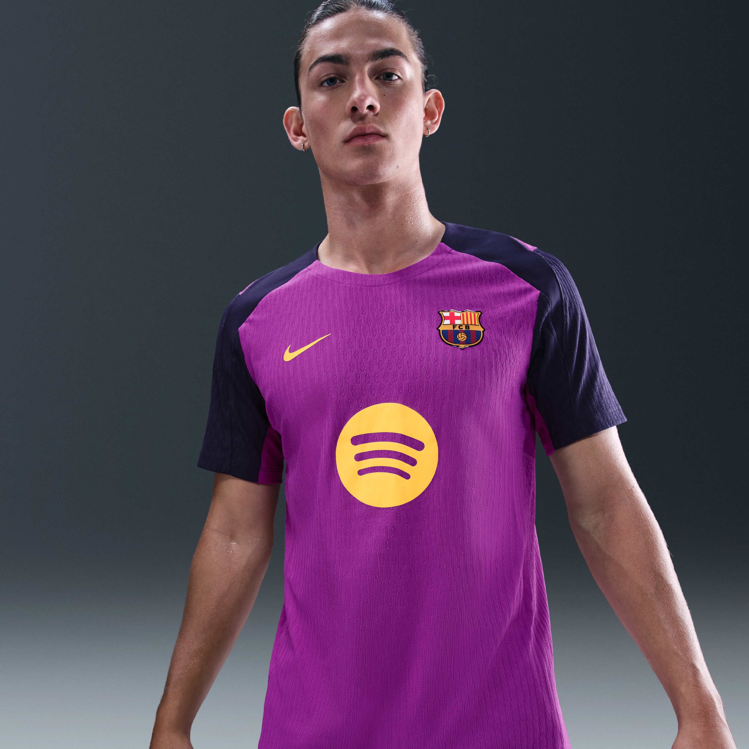 F.C. برشلونة سترايك ايليت image number 0